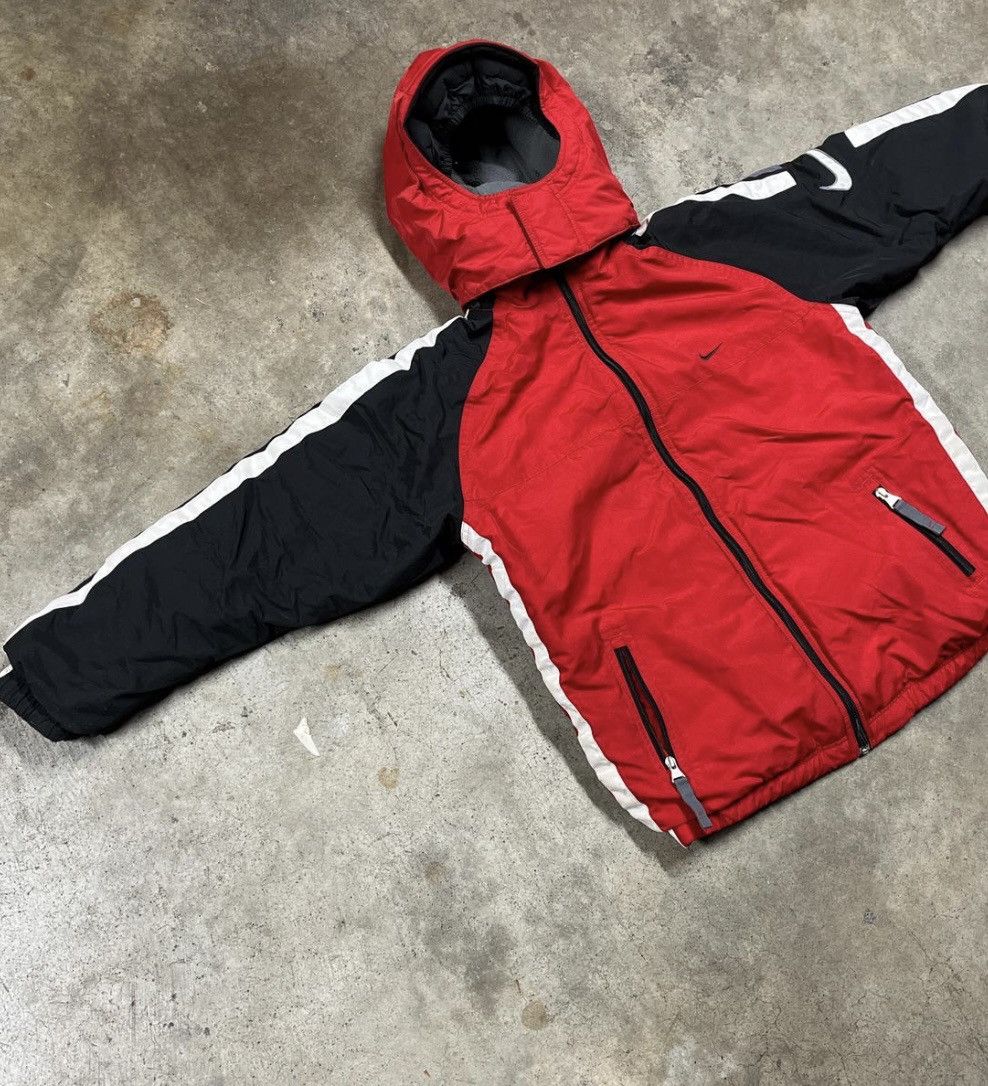 Nike × Vintage Y2K Silver Tag Nike Reversible puffer jacket Size US S / EU 44-46 / 1 - 1 Thumbnail