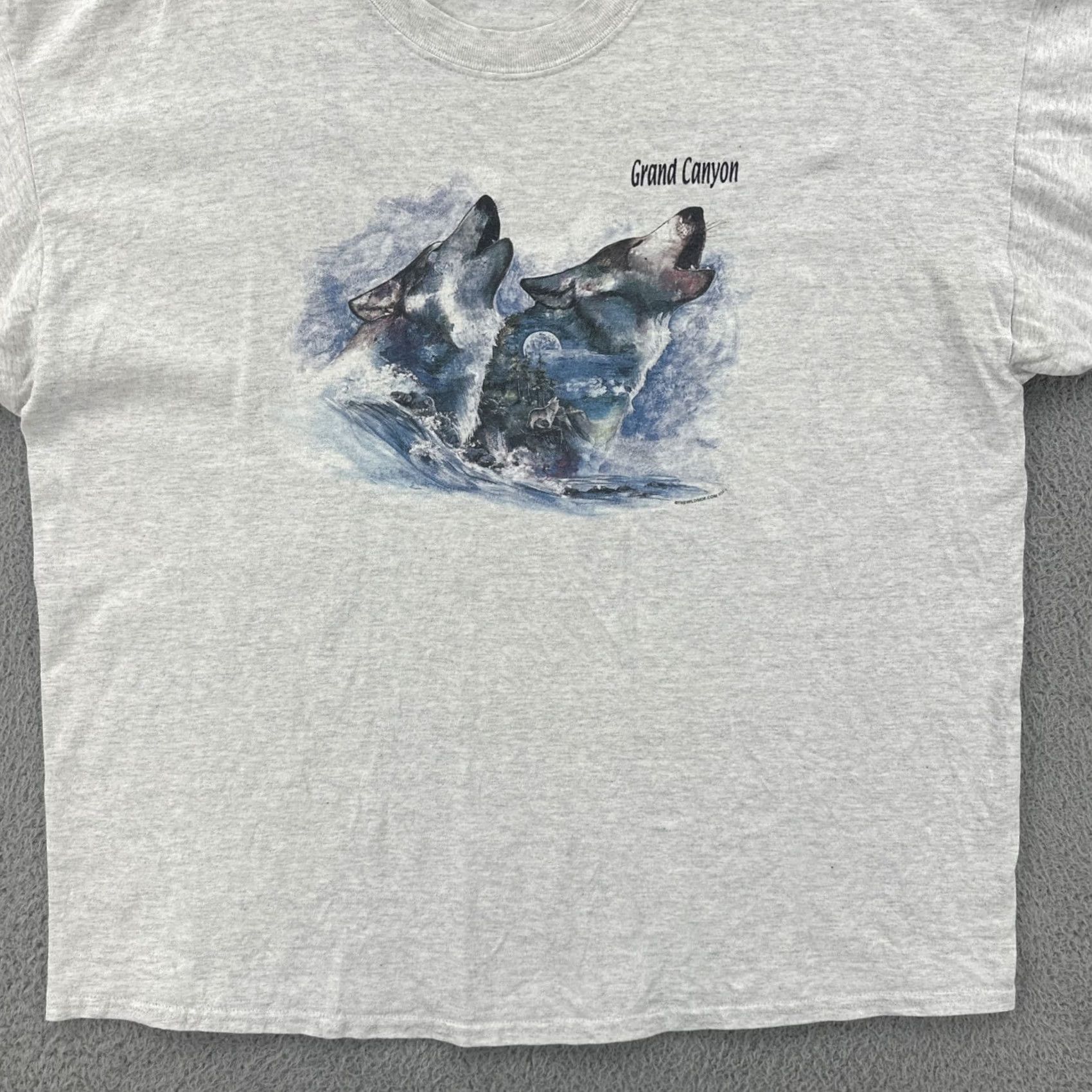 Gildan VINTAGE Gildan Mens T-Shirt Gray 2XL Crew Neck Short Sleeve Wolf Grand Canyon Graphic Print 90s USA Nature Mens Size US XXL / EU 58 / 5 - 4 Thumbnail