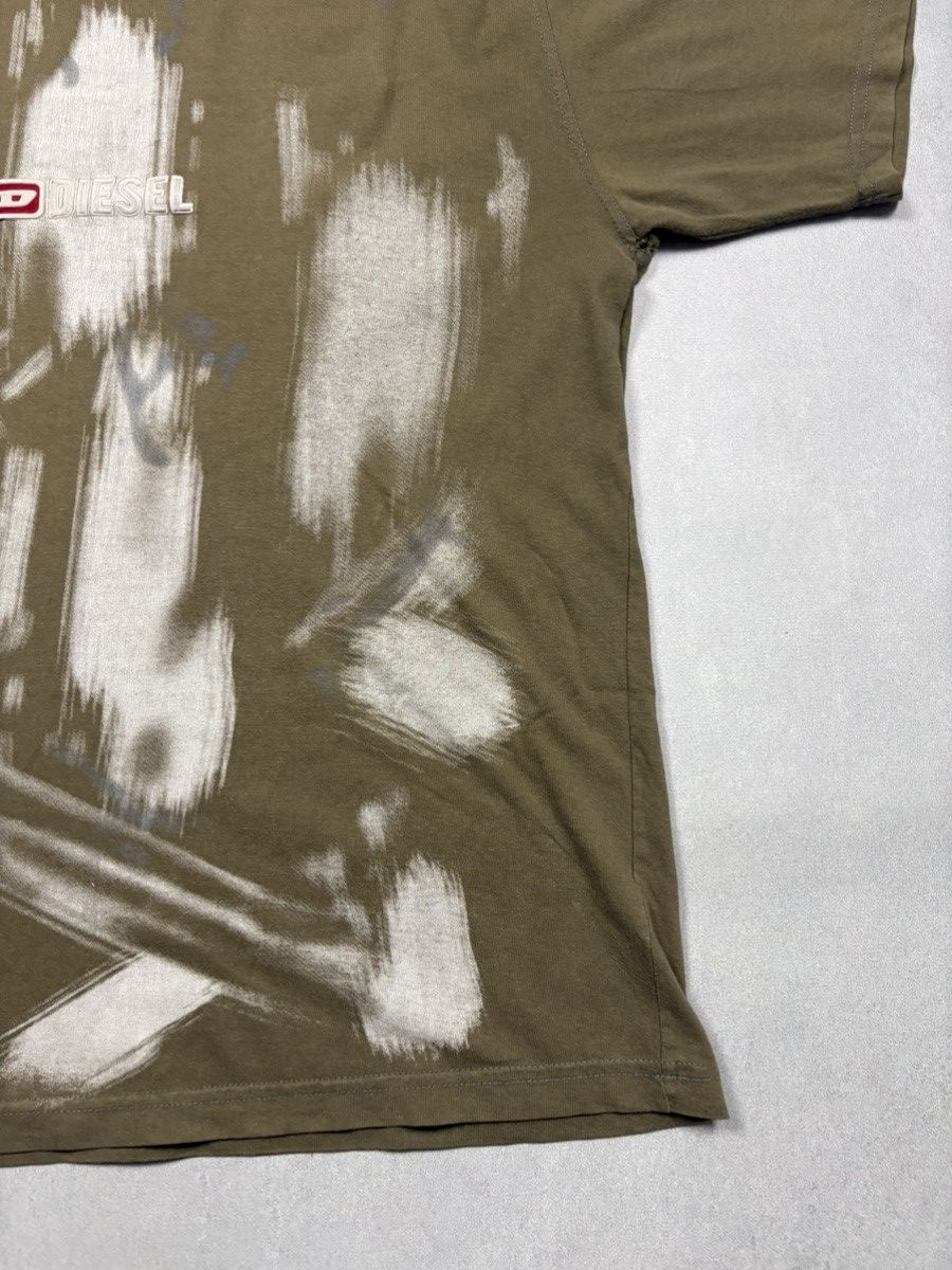 Diesel Diesel 2000s Distressed Paint-Effect Olive Tee 3D Logo XL Size US XL / EU 56 / 4 - 4 Thumbnail