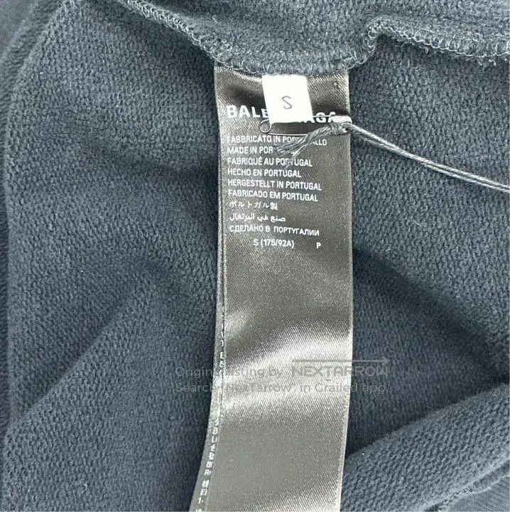 Balenciaga Balenciaga Winter Collection Embroidered Sweatshirt. Size US S / EU 44-46 / 1 - 2 Thumbnail