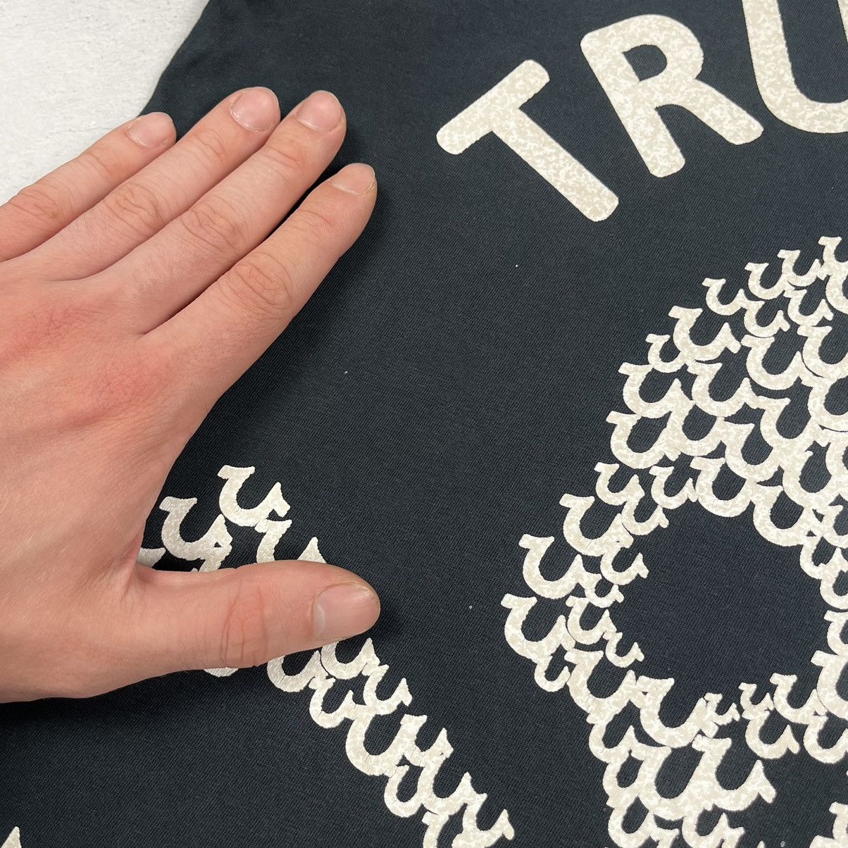 True Religion Vintage True Religion y2k skulls rare big logo tee 00’s Size US S / EU 44-46 / 1 - 8 Thumbnail