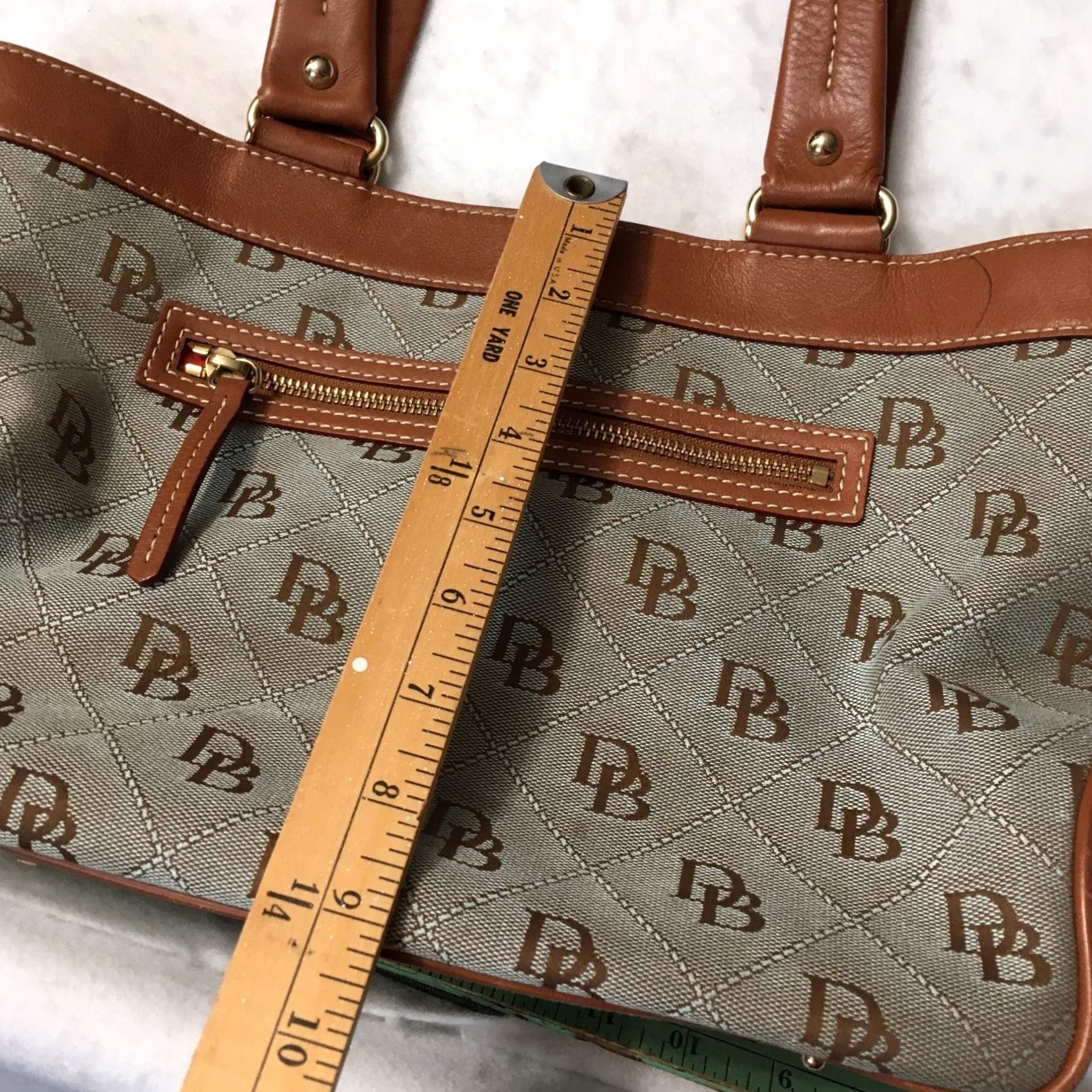 Dooney & Bourke Dooney & Bourke Belvedere Logo Satchel Purse Canvas Brown Red Lining Large Women VINTAGE Bag Satchel/Top Handle Size ONE SIZE - 5 Thumbnail