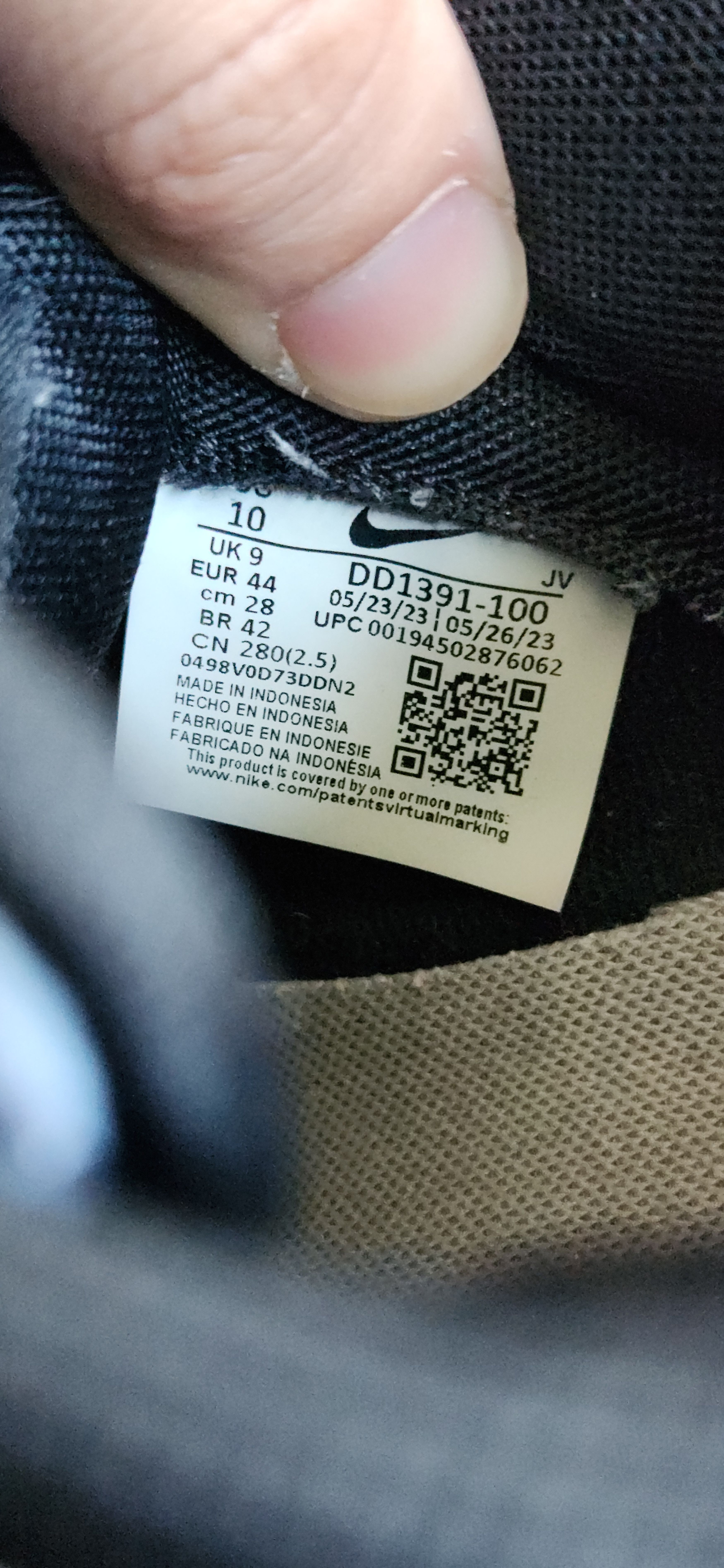 Nike Nike Dunk Low 'Panda' Size US 10 / EU 43 - 3 Thumbnail
