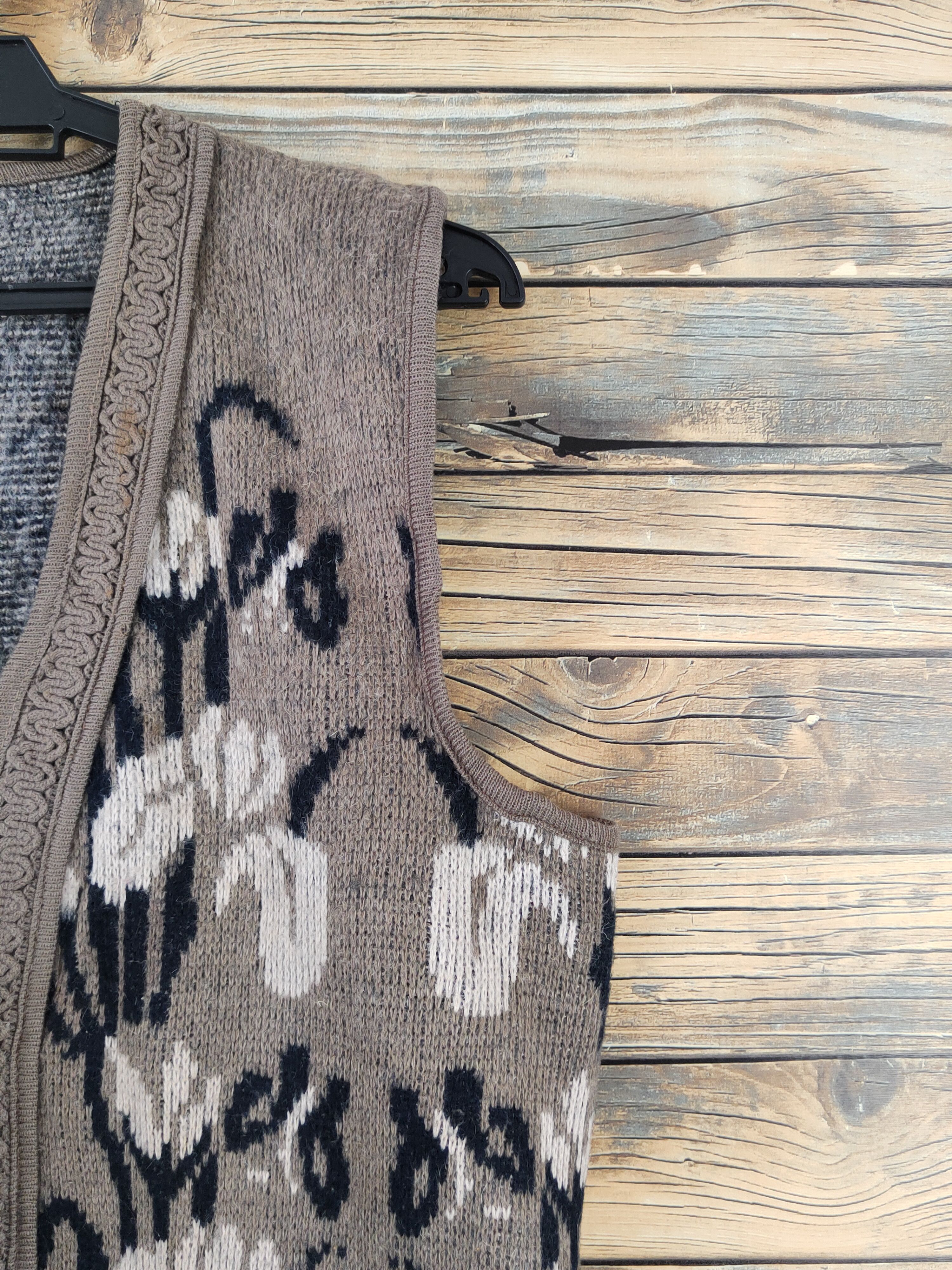 Homespun Knitwear × Japanese Brand × Vintage Vintage Art designs Japanese Brand Brown Knitwear Vests Size M / US 6-8 / IT 42-44 - 6 Thumbnail