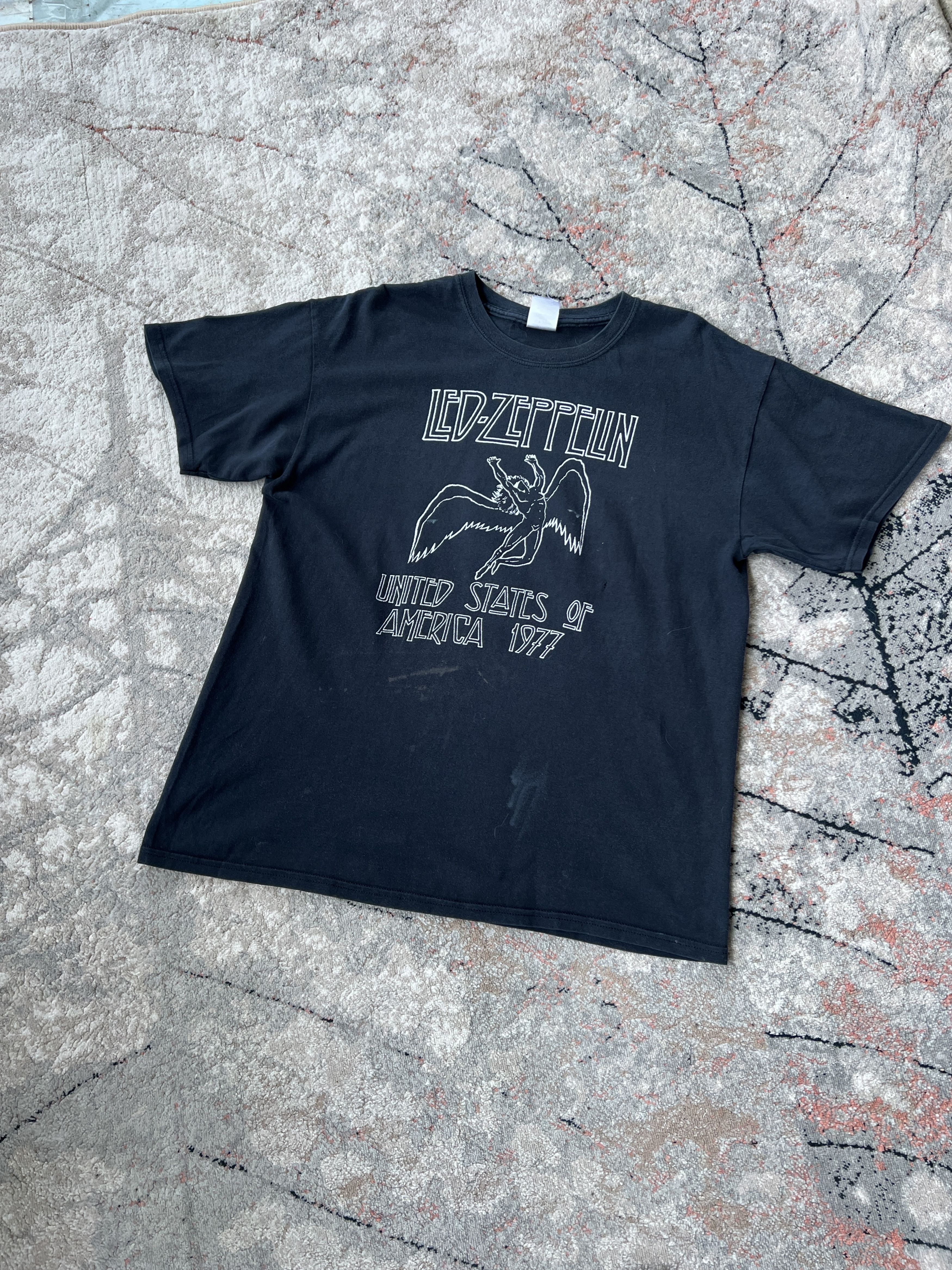 Led Zeppelin Led Zeppelin United States Of America 1977 Tee Size US L / EU 52-54 / 3 - 1 Thumbnail