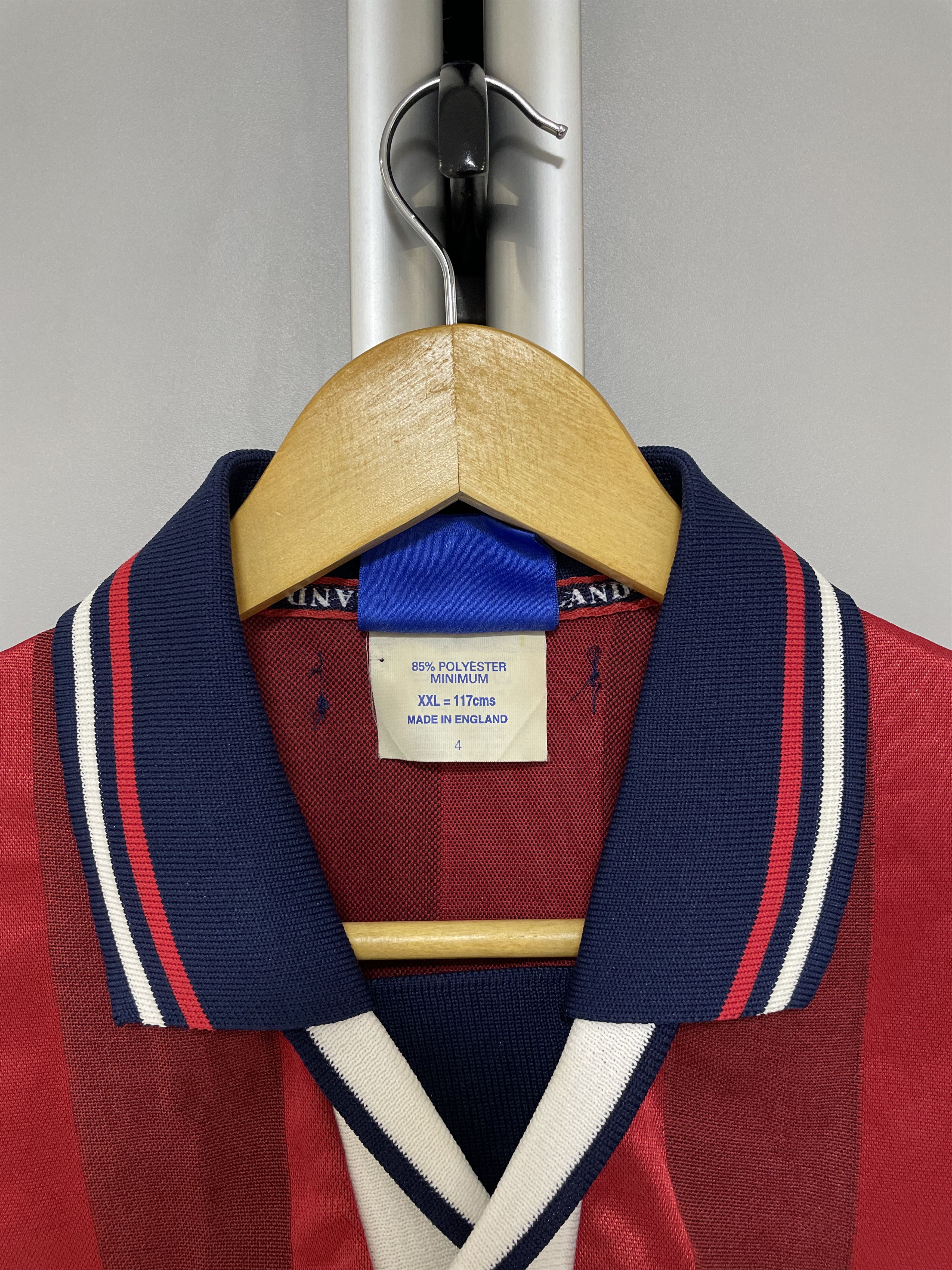 Umbro UMBRO ENGLAND 1997-1998 Vintage Jersey Soccer Football Size US XXL / EU 58 / 5 - 8 Thumbnail