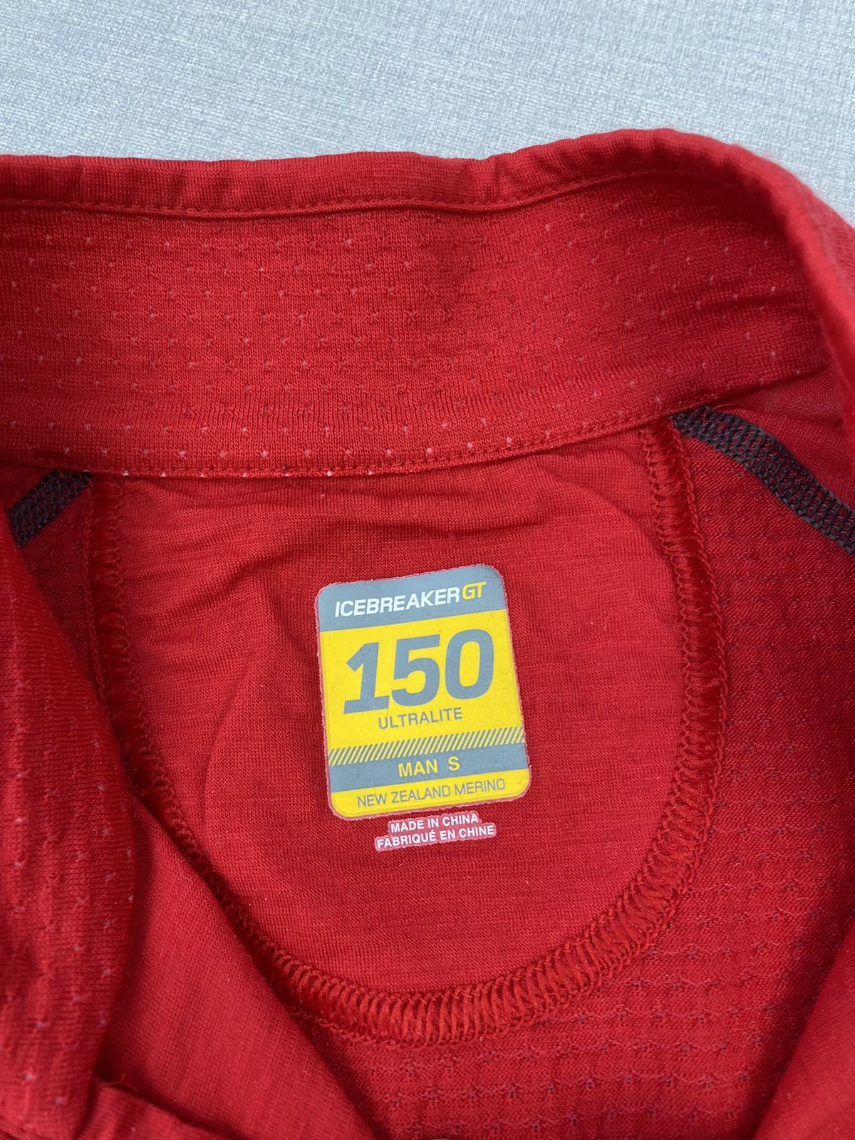 Icebreaker Icebreaker 150 Ultralite Merino Short Sleeve Shirt size S Size US S / EU 44-46 / 1 - 7 Thumbnail