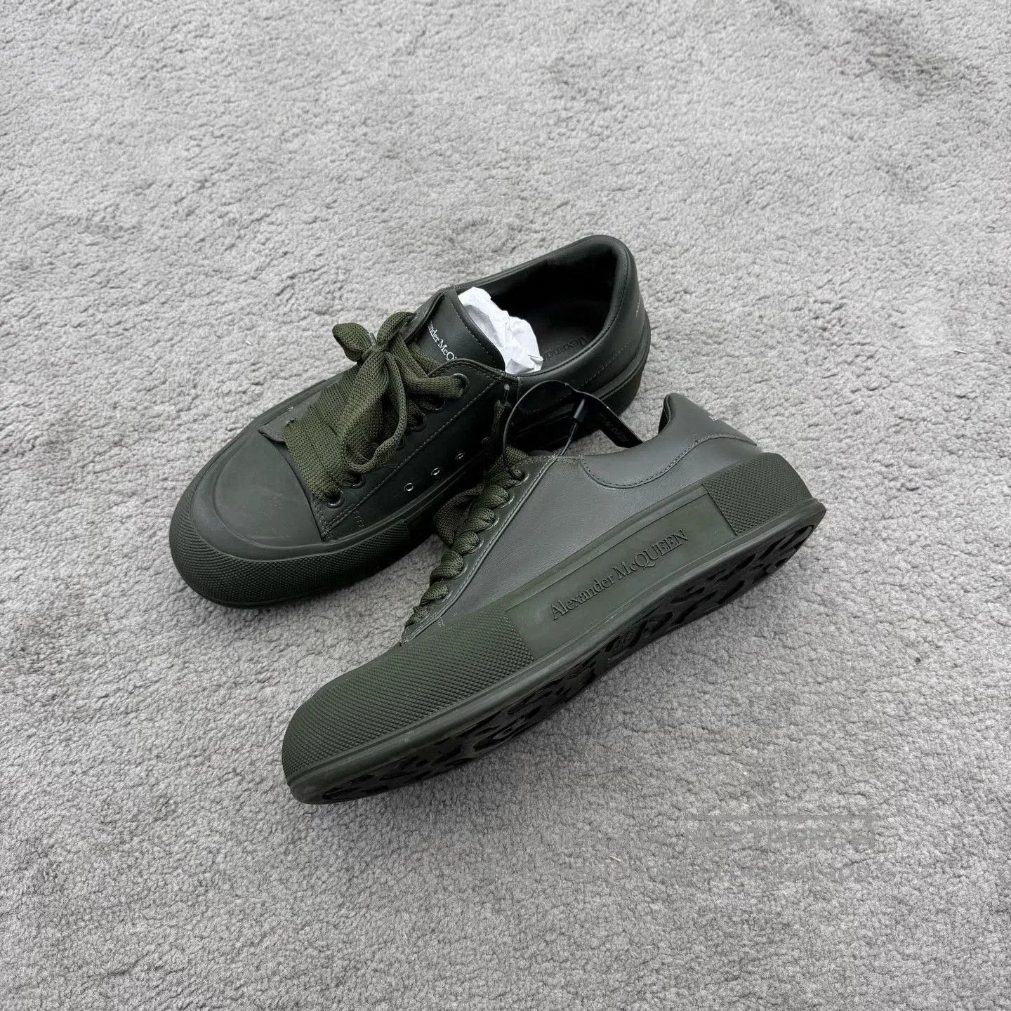 McQ Alexander McQueen McQueen Military Green Sneakers. Size US 8 / EU 41 - 2 Thumbnail