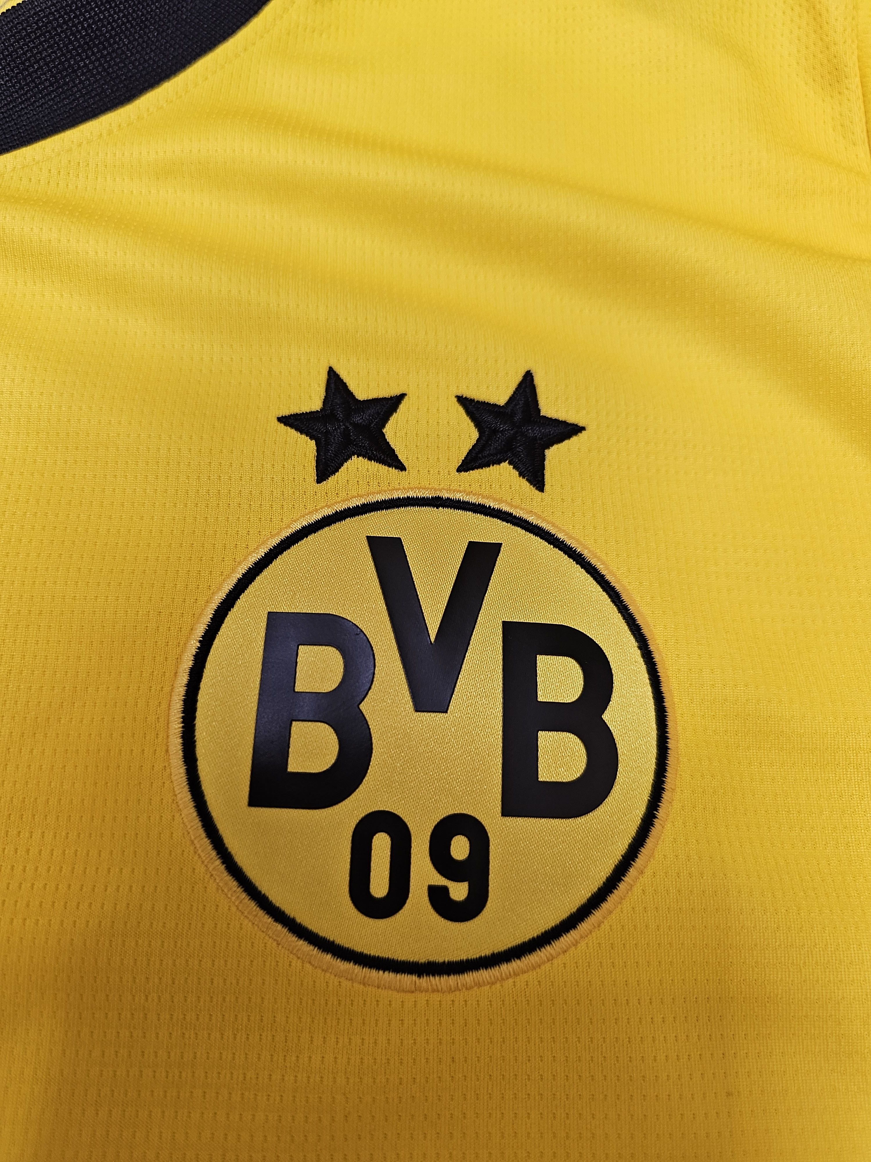 Puma BORUSSIA DORTMUND 2024 HOME BRANDT FOOTBALL SOCCER JERSEY Size US L / EU 52-54 / 3 - 4 Thumbnail