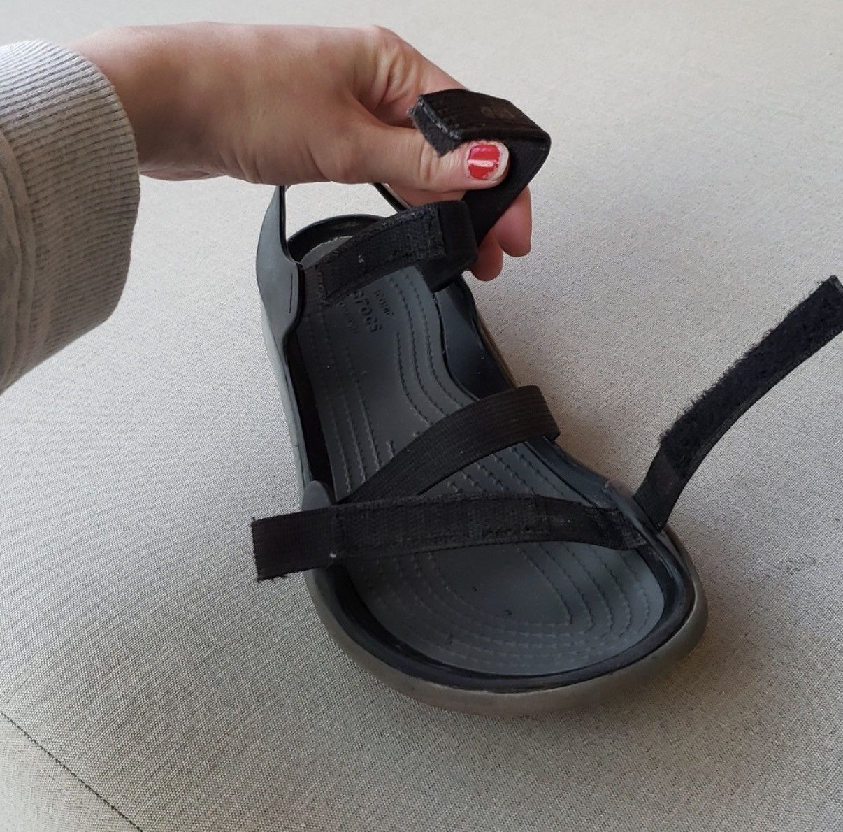 Crocs Croc Sandals, Size 8 Size US 8 / IT 38 - 12 Thumbnail