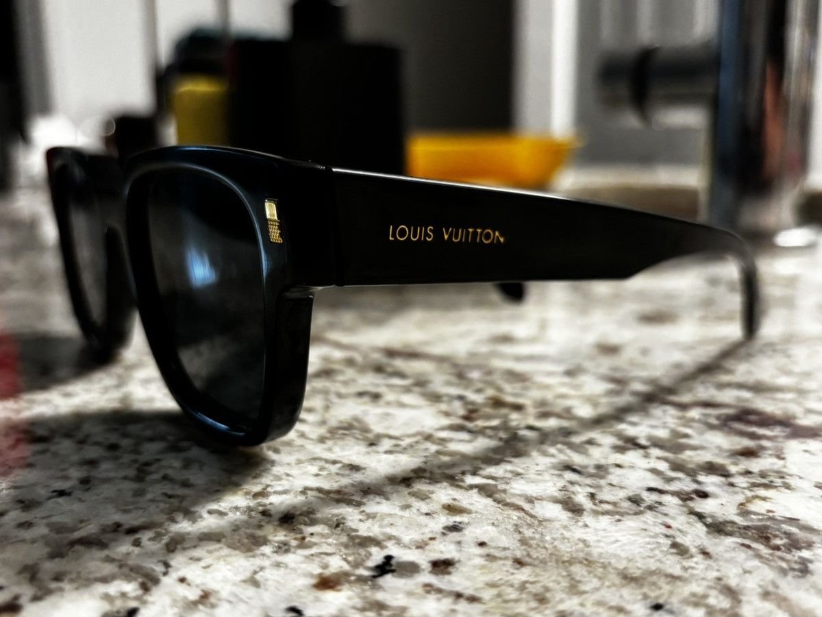 Louis Vuitton Louis Vuitton Escape Square Sunglasses Size ONE SIZE - 2 Thumbnail