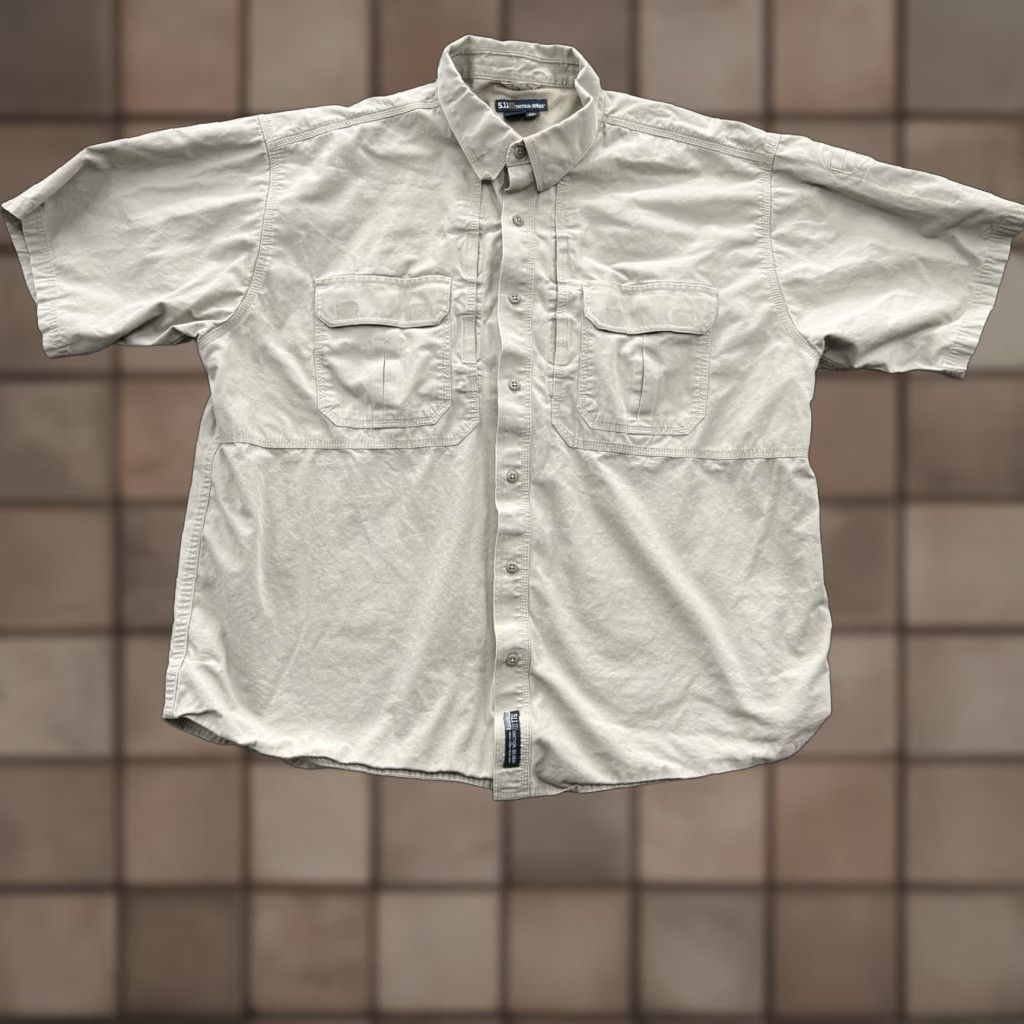 Vintage 5.11 Tactical Shirt Men 2XL Brown Cotton Short Sleeve Button-Up Workwear Outdoors Casual Size US XXL / EU 58 / 5 - 1 Thumbnail