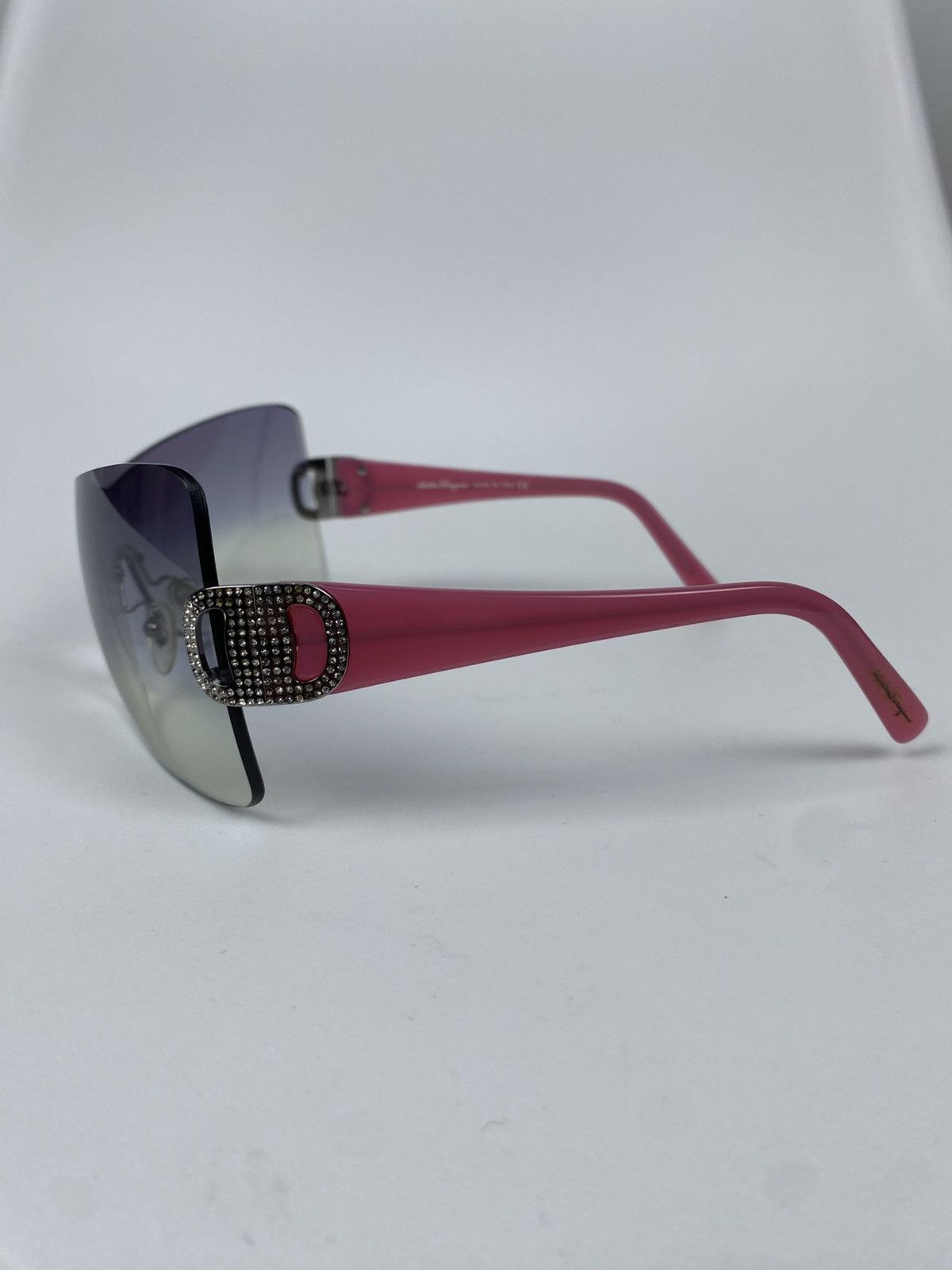 Salvatore Ferragamo Salvatore Ferragamo Gradient Sunglasses Mask Sequin Size ONE SIZE - 5 Thumbnail