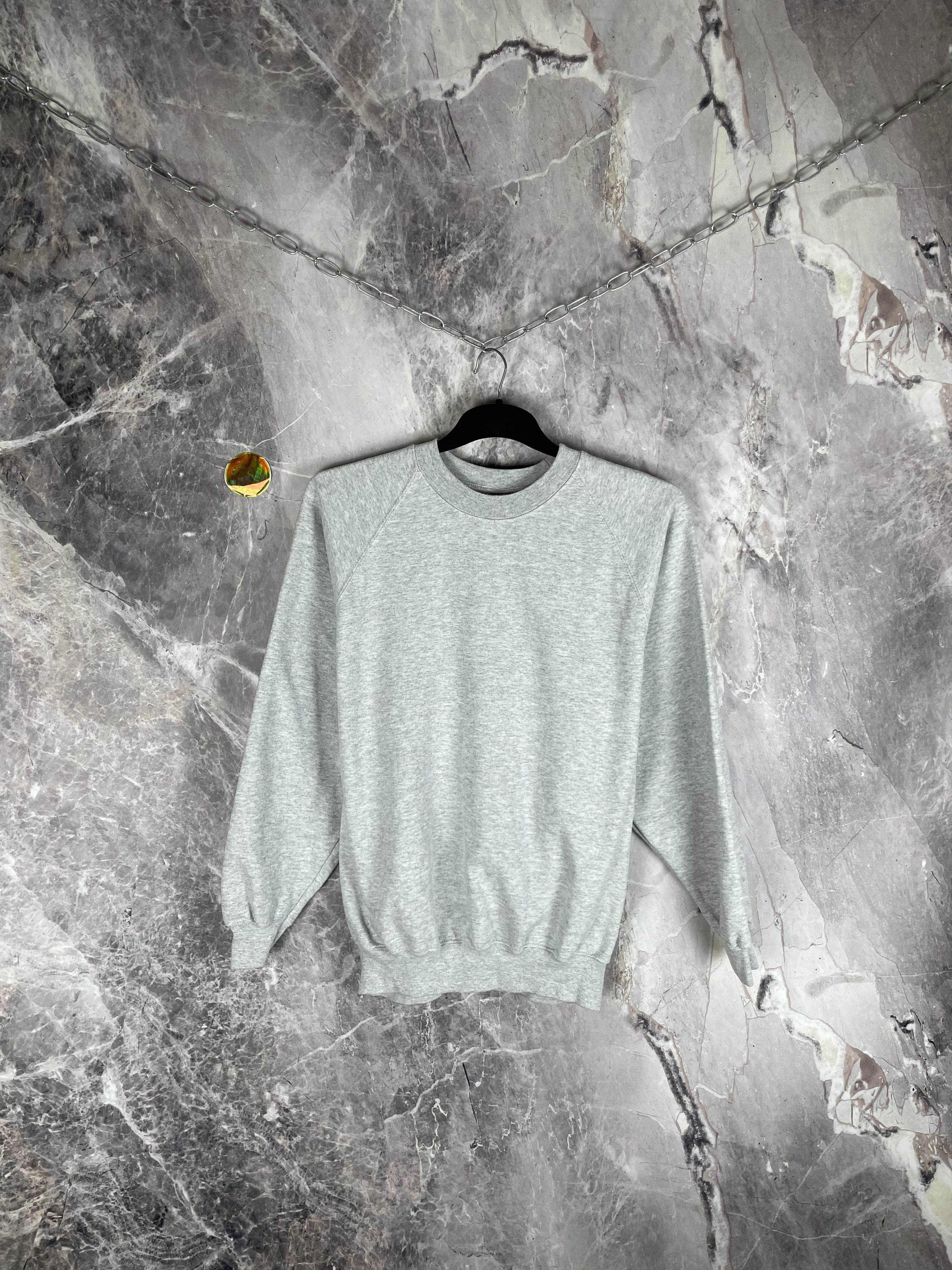 Fruit Of The Loom Vintage 90s Fruit Of The Loom Crewneck Sweater Sz L Size US L / EU 52-54 / 3 - 1 Thumbnail