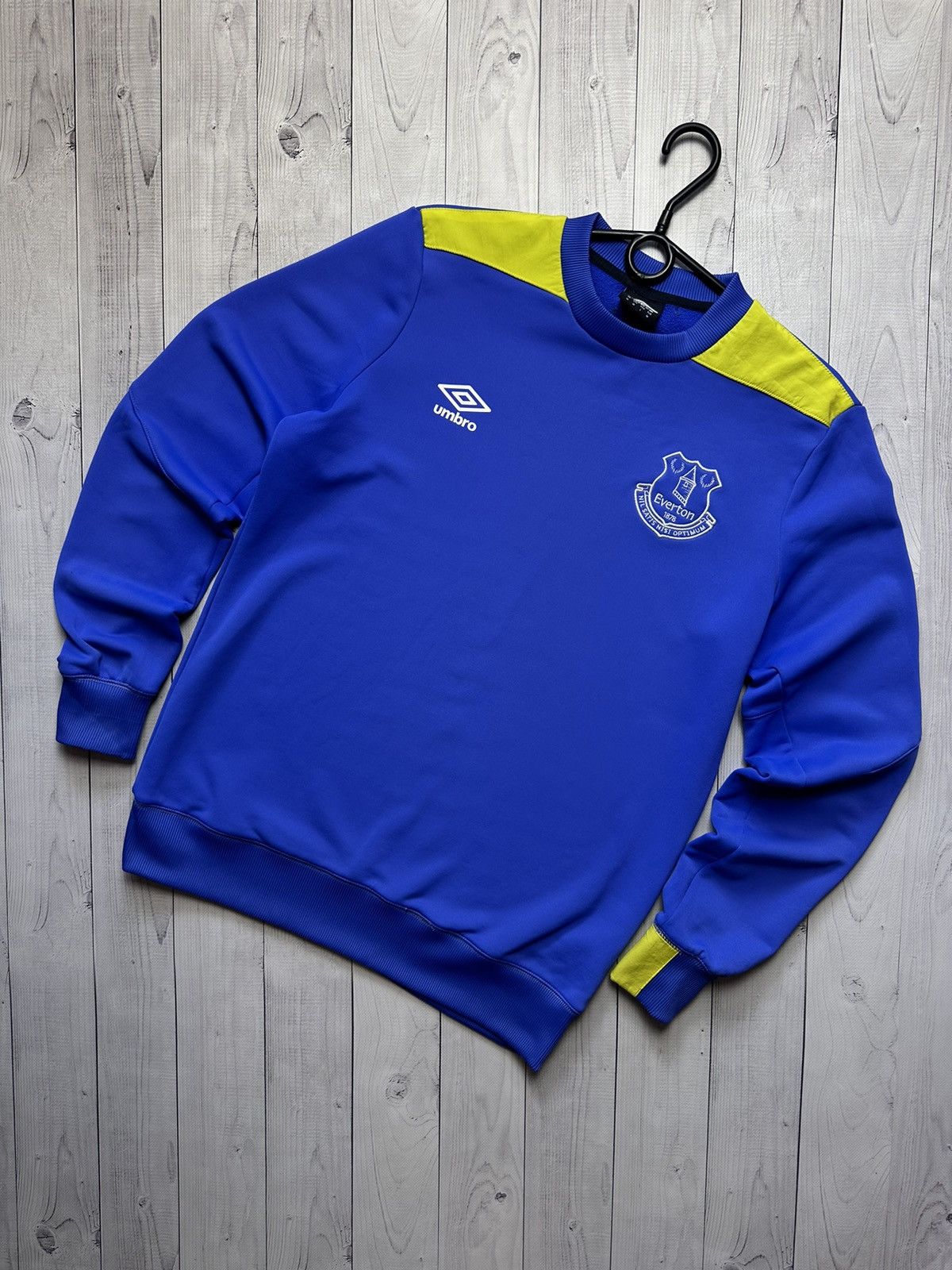 Umbro Vintage Umbro Everton soccer sweatshirt logo blue size M Size US M / EU 48-50 / 2 - 1 Thumbnail