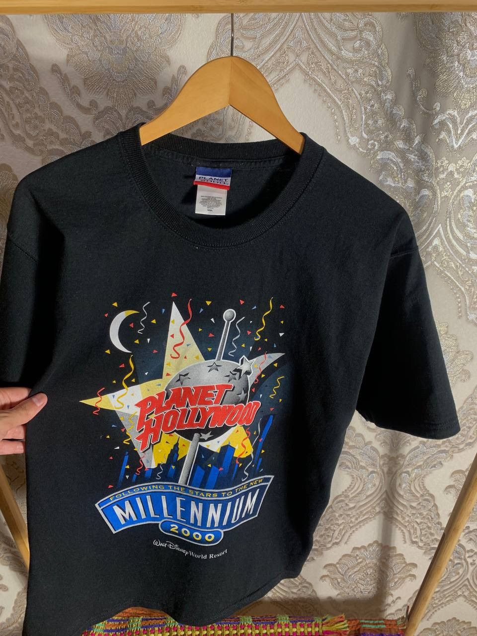 Planet Hollywood VERY RARE PLANET HOLLYWOOD MILLENNIUM 2000 T-SHIRT Y2K 90s Size US L / EU 52-54 / 3 - 3 Thumbnail