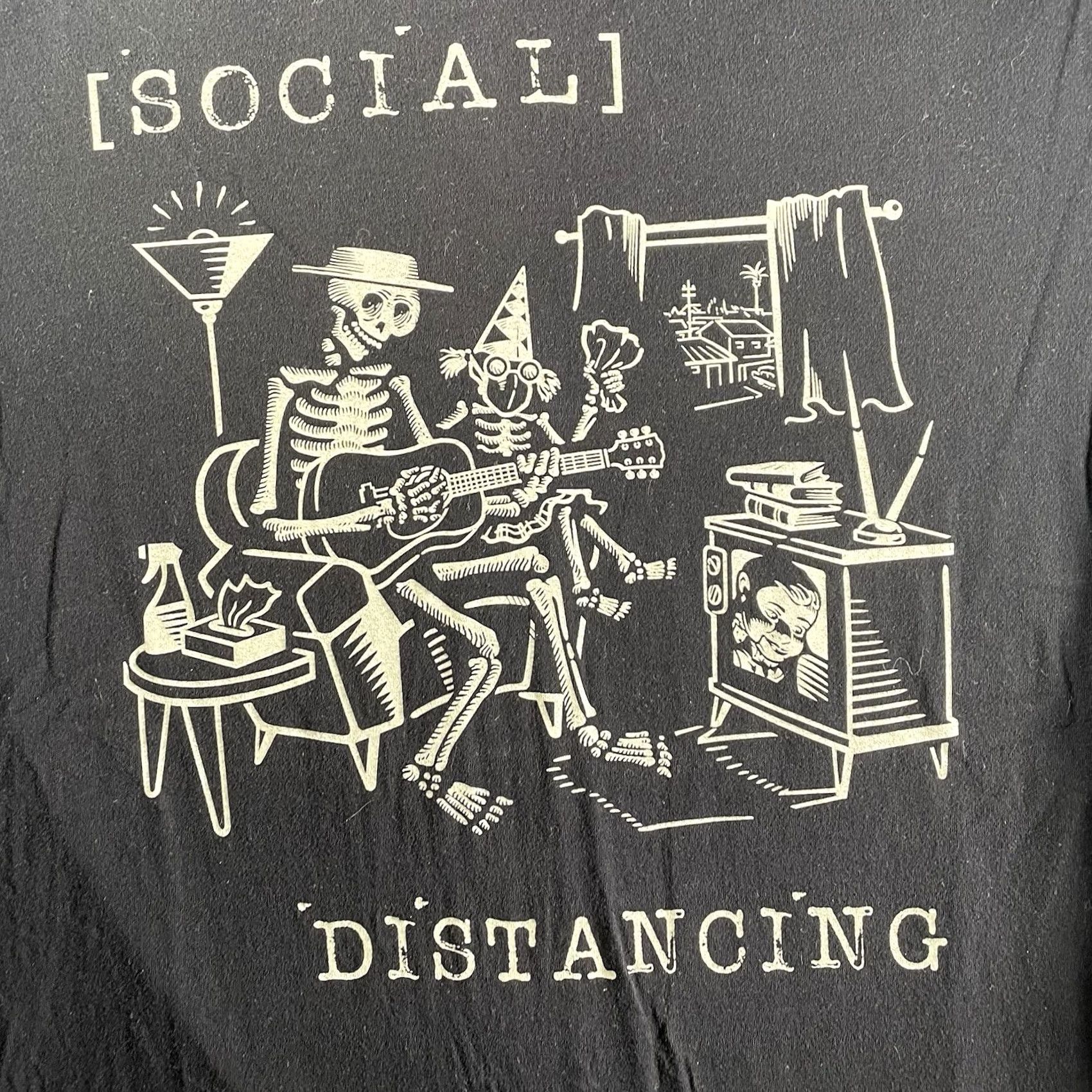 Vintage Social Distortion Shirt Men’s S Black Graphic Print Crew Neck T-Shirt Punk Skeleton Short Sleeve Cotton Size US S / EU 44-46 / 1 - 2 Thumbnail