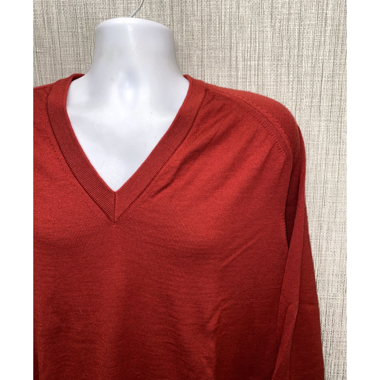 Vintage MARZ MUNCHEN Mens Red V-Neck Wool Sweater XL Size V-Neck Sweater Old? Wait. Size US XL / EU 56 / 4 - 2 Thumbnail