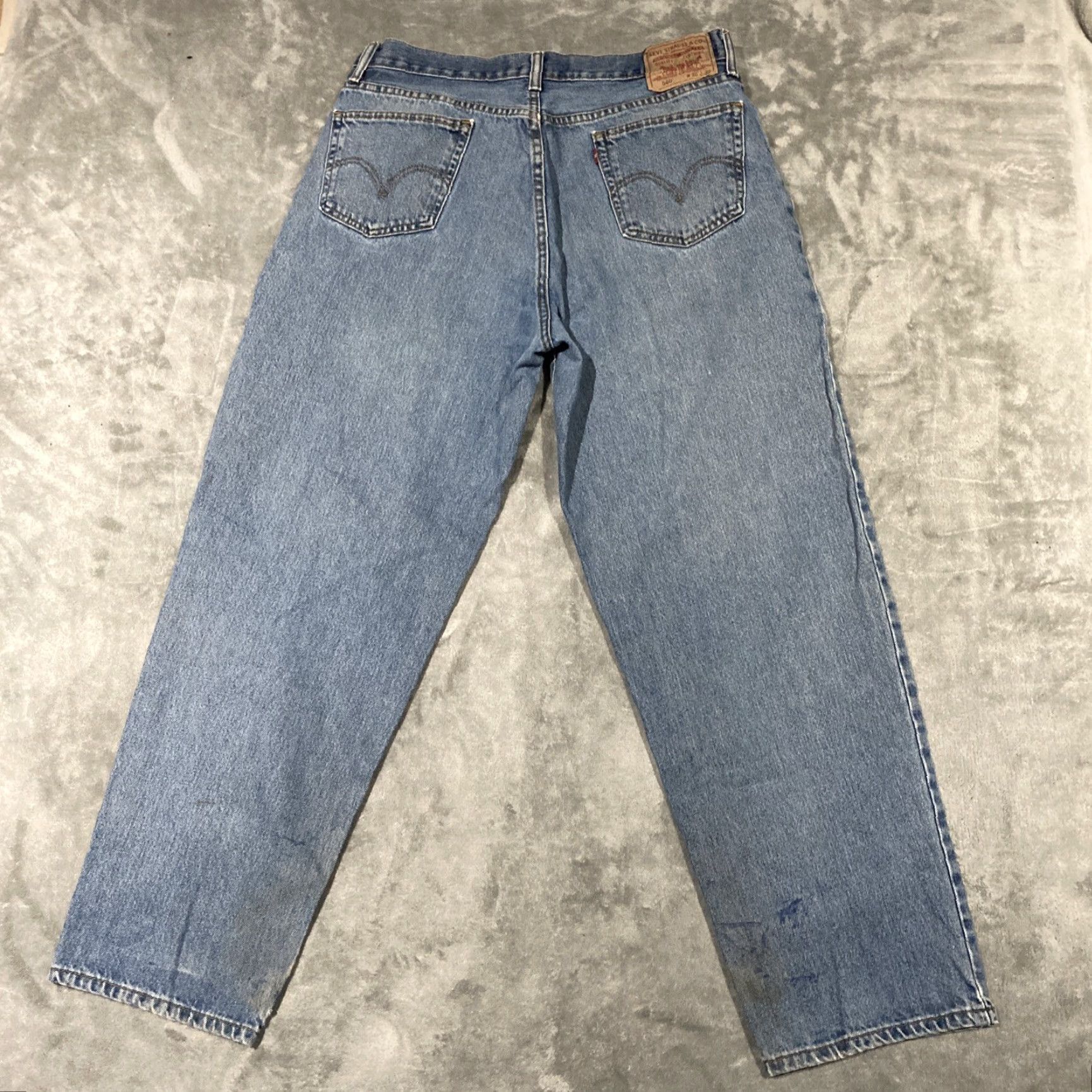 Levi's VINTAGE Levi's 560 Jeans Men’s 36x31 Blue Denim Comfort Fit Baggy 90s USA Y2k Straight Jeans Mens Size US 36 / EU 52 - 5 Thumbnail