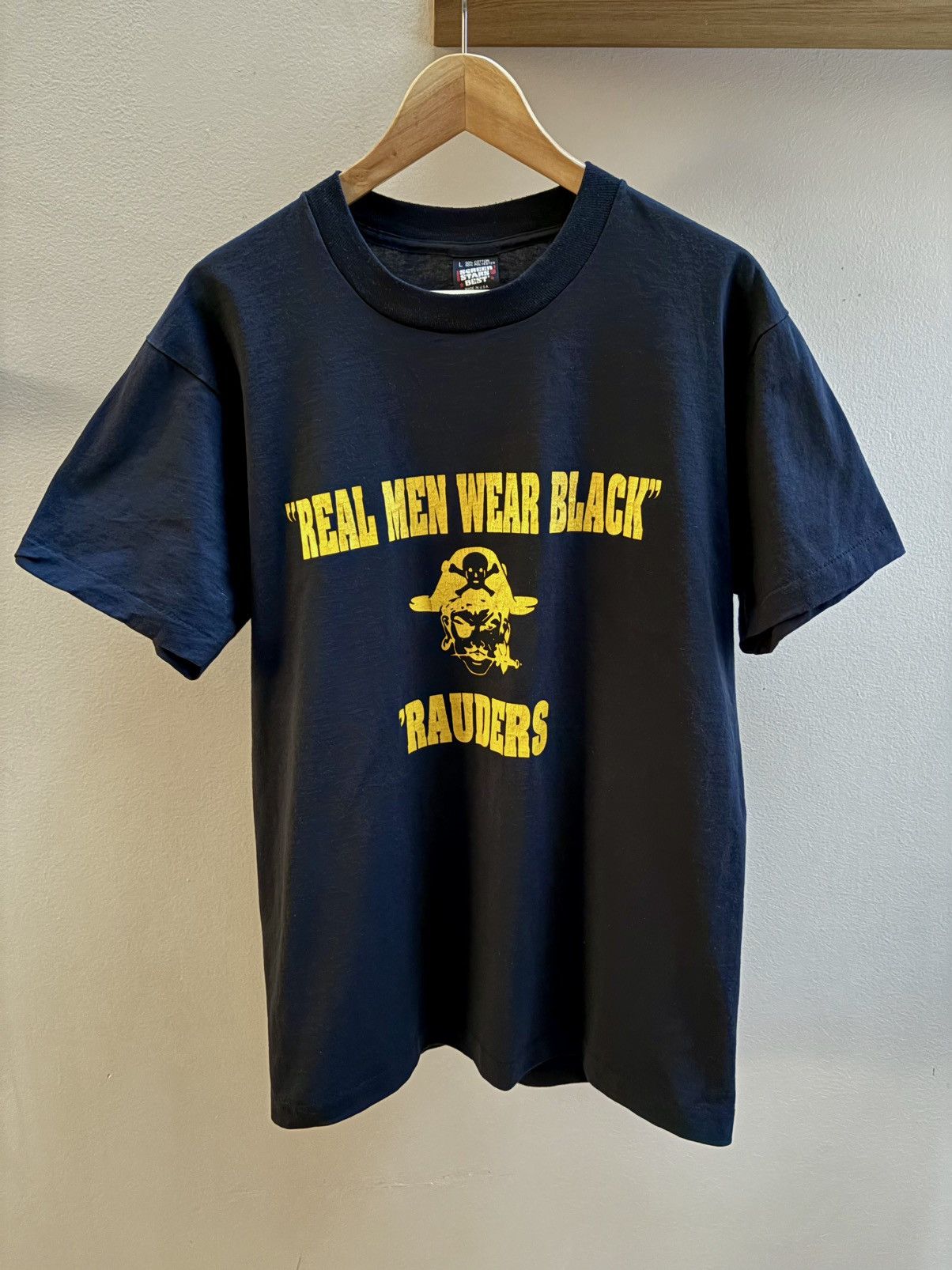 MLB Bradenton Marauders VTG 90s Real Men Wear Black t-shirt L Size US L / EU 52-54 / 3 - 1 Thumbnail