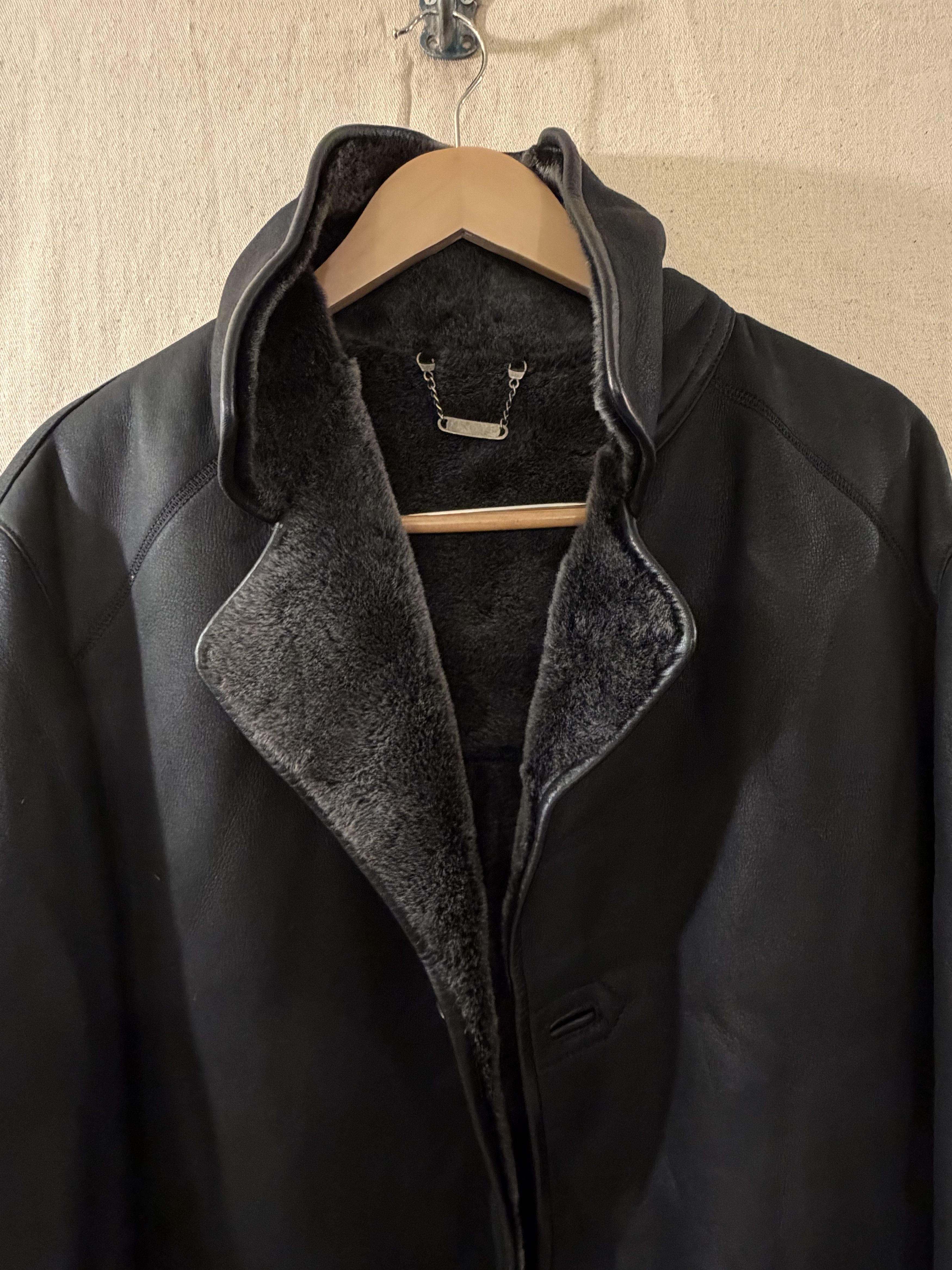 Other Vintage shearling leather coat Size US M / EU 48-50 / 2 - 6 Thumbnail