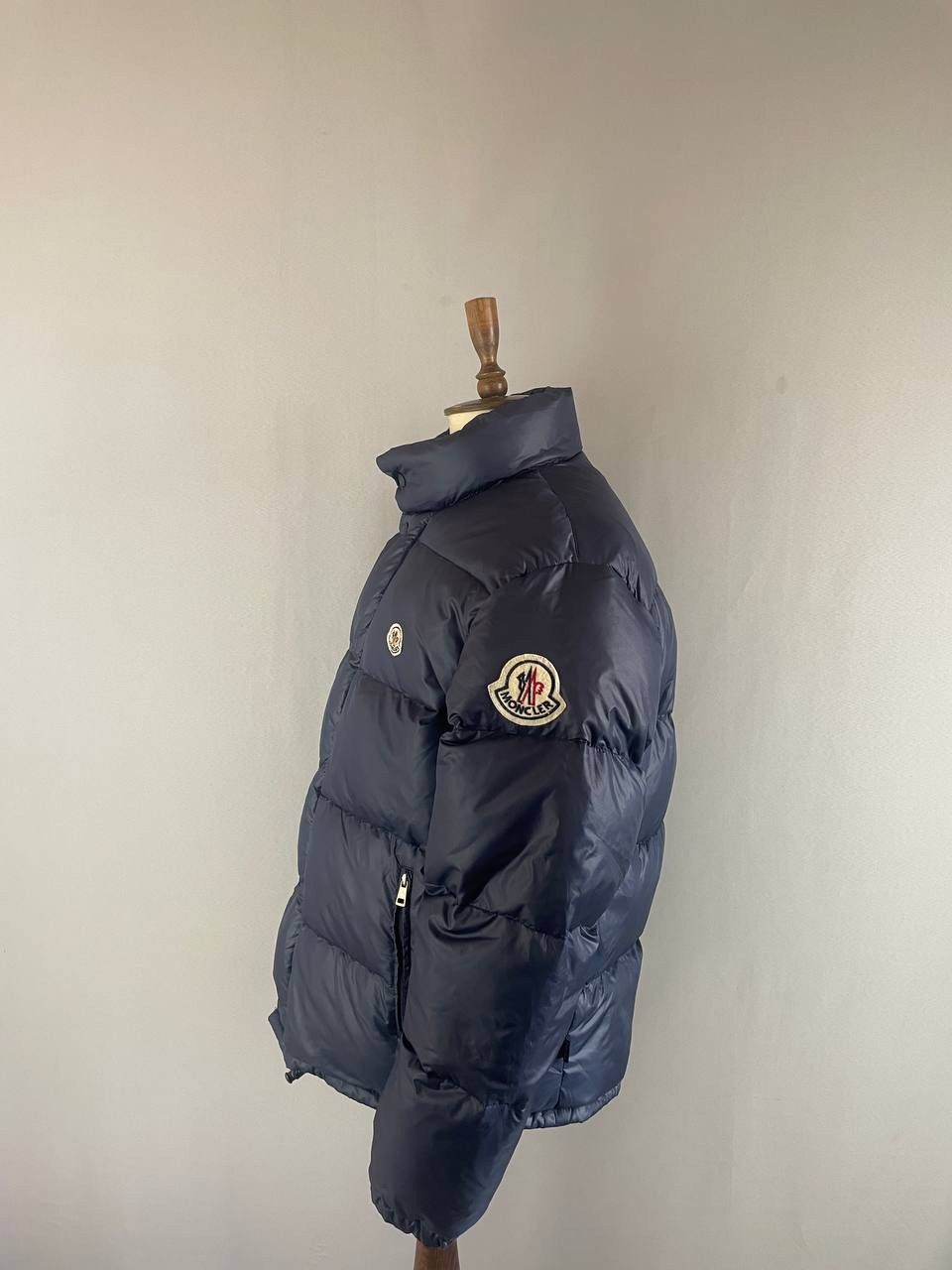 Moncler Moncler Grenoble Vintage Down Jacket Navy 1990s Size US L / EU 52-54 / 3 - 8 Thumbnail