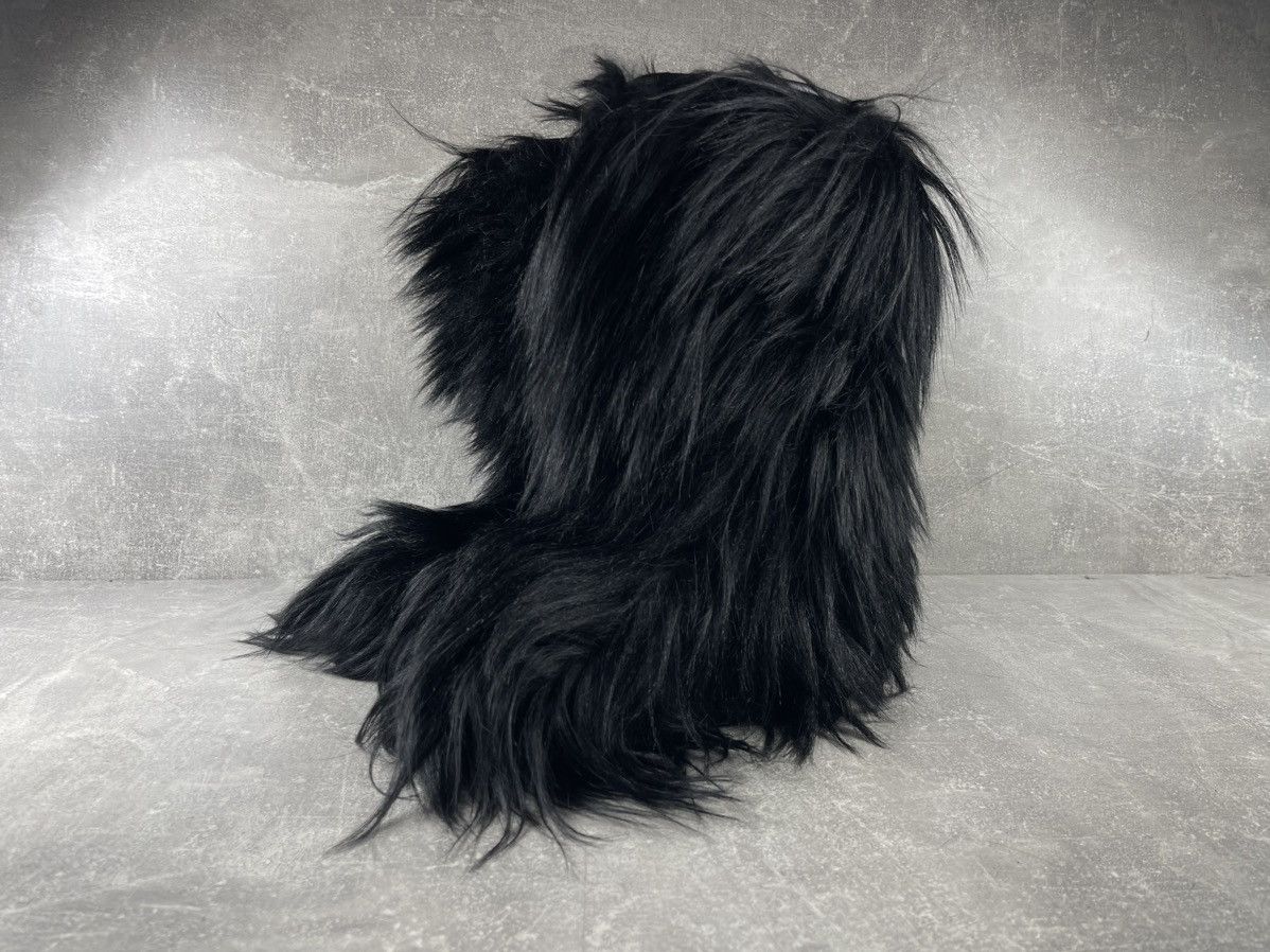 Vintage Artisan Avant-Garde Vintage Black Long Hair Fur Boots Black Size US 7 / IT 37 - 2 Thumbnail