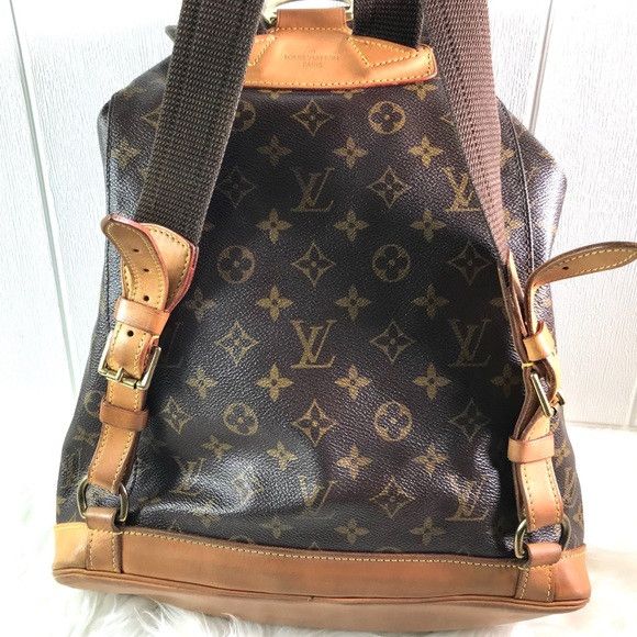 Louis Vuitton 💕Kendal Jenner 💕 GM Louis Vuitton backpack Size ONE SIZE - 14 Thumbnail