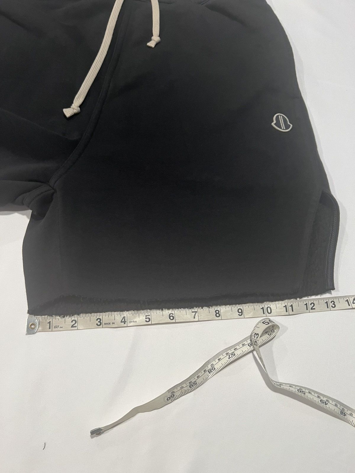 Rick Owens Rick Owens Moncler joggers shorts. M. $690 Size US 34 / EU 50 - 6 Thumbnail