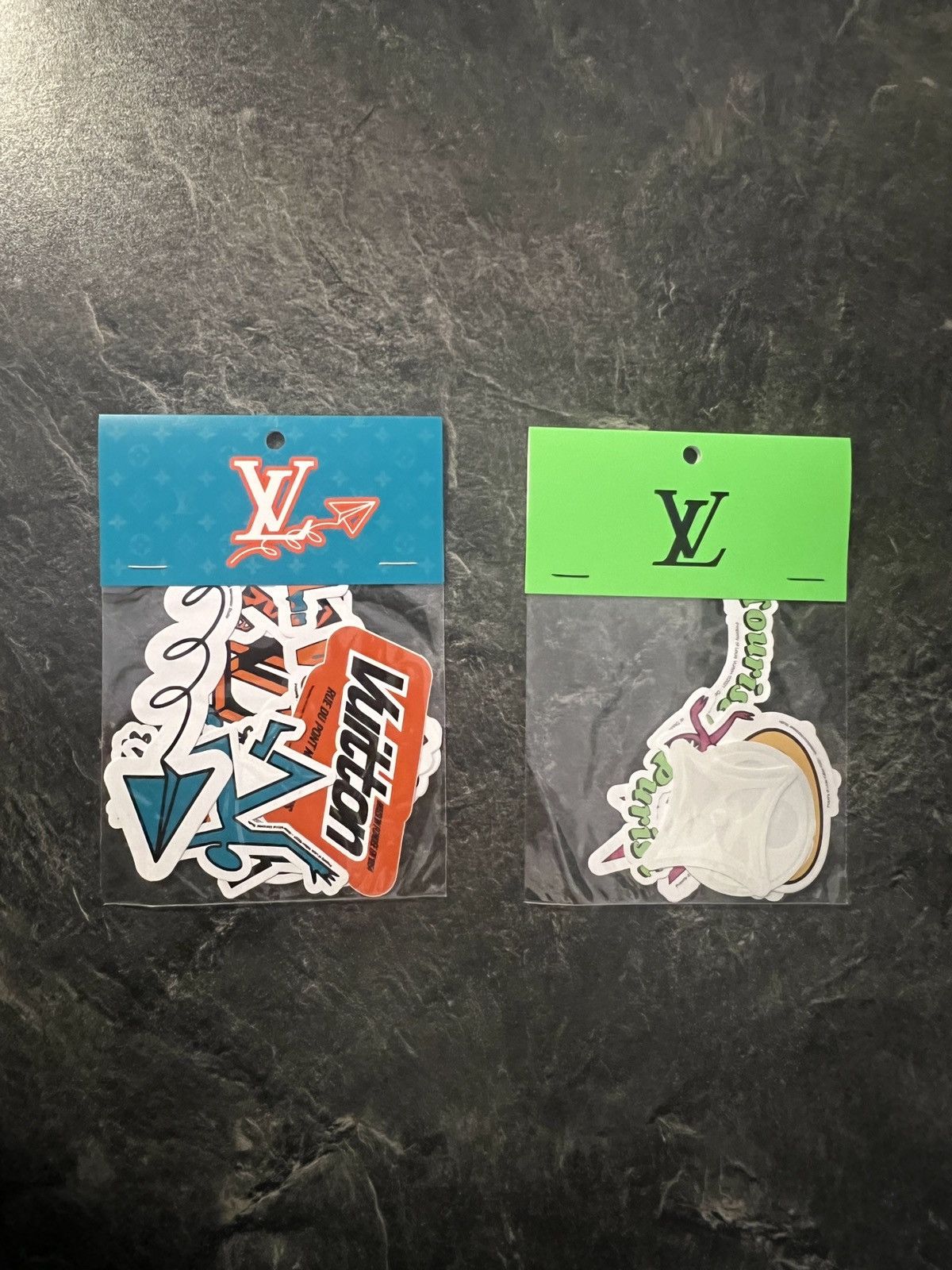 LOUIS VUITTONステッカーVIRGIL ABLOHステッカー Louis Vuitton × Virgil Abloh Louis Vuitton Virgil Abloh SS22
