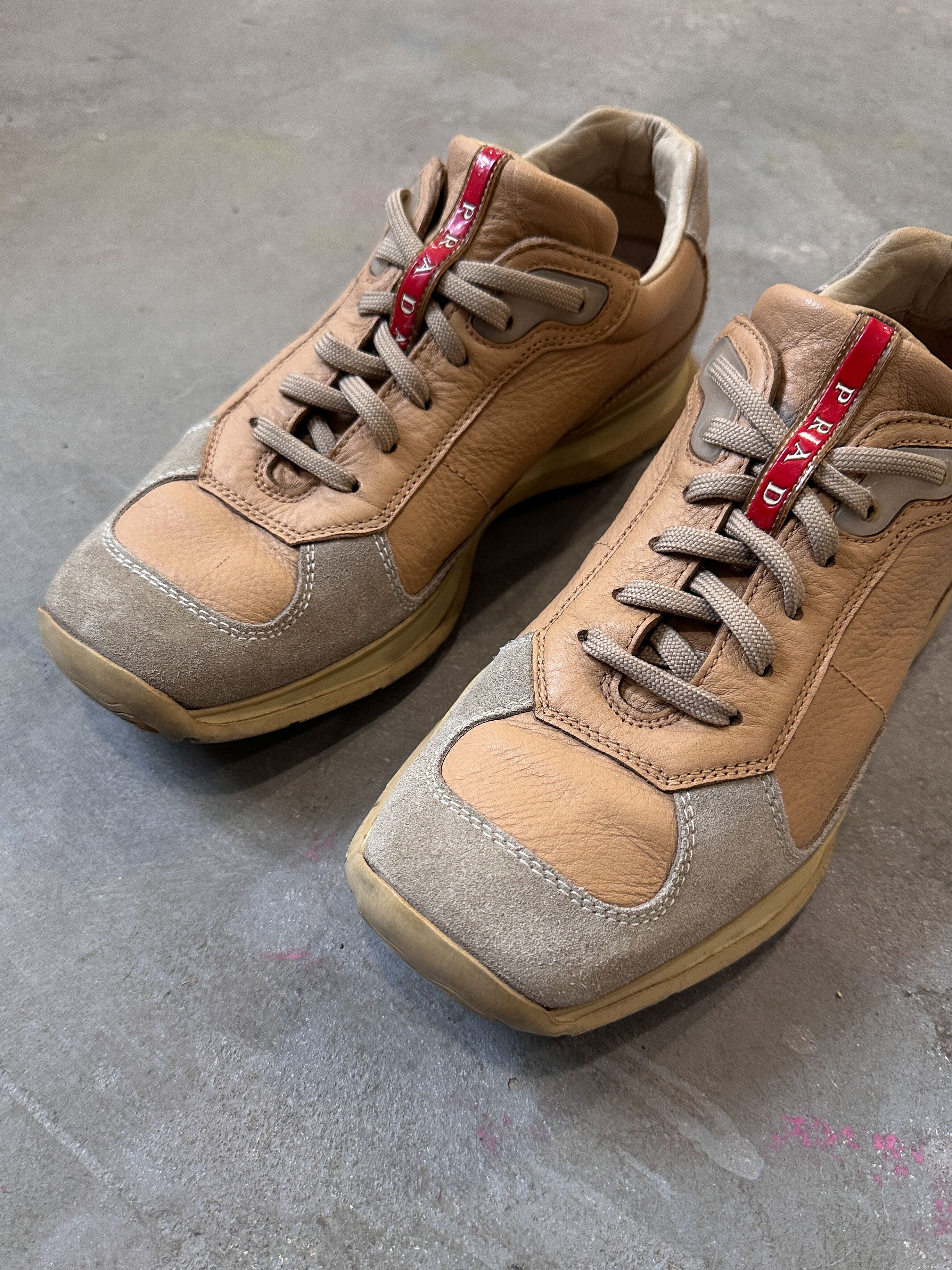 Vintage Prada Low Runner Sneaker 25 cm