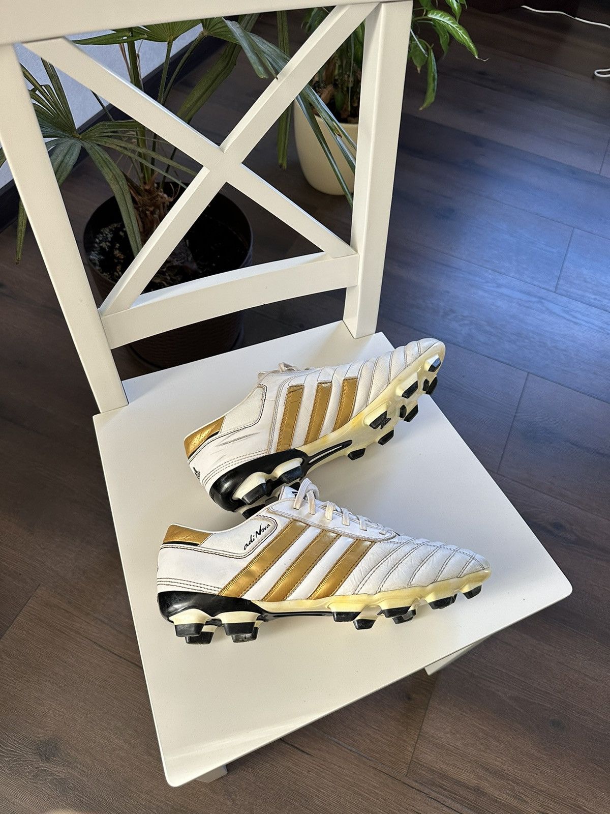 Vintage Adidas BlueNova 11 US White