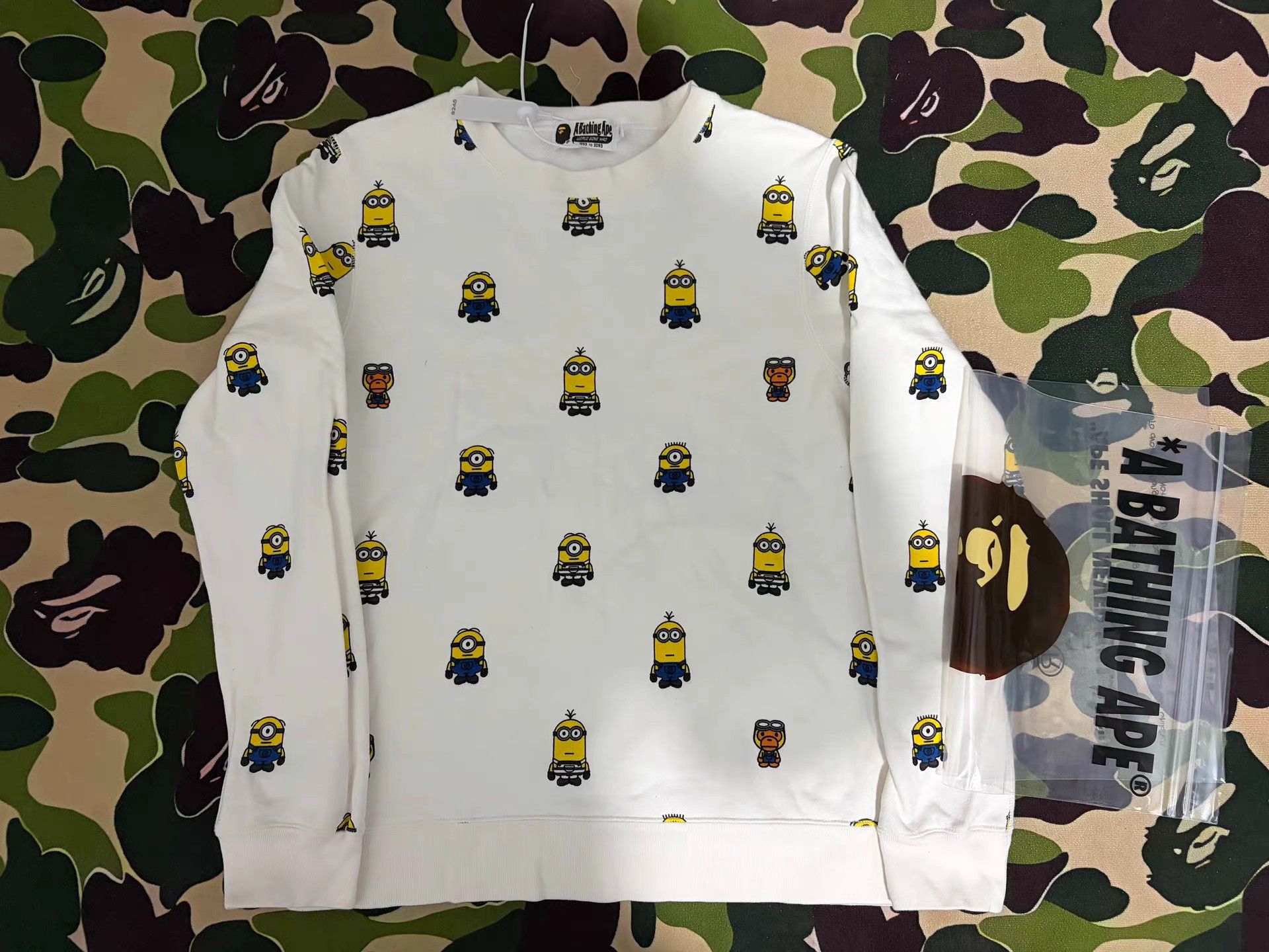 Bape BAPE x Minions Hoodie Size US S / EU 44-46 / 1 - 1 Thumbnail