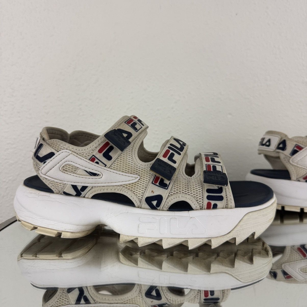 Fila FILA White Red Navy Logo Disruptor Chunky Platform Sandals Size US 7 / IT 37 - 3 Thumbnail