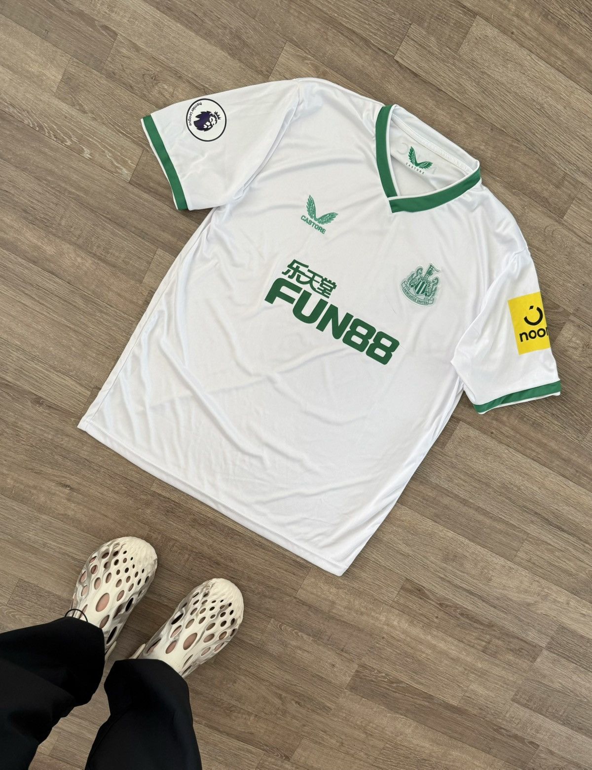 Other Newcastle Y2K United Football Away Soccer Jersey Blokecore Size US L / EU 52-54 / 3 - 2 Thumbnail