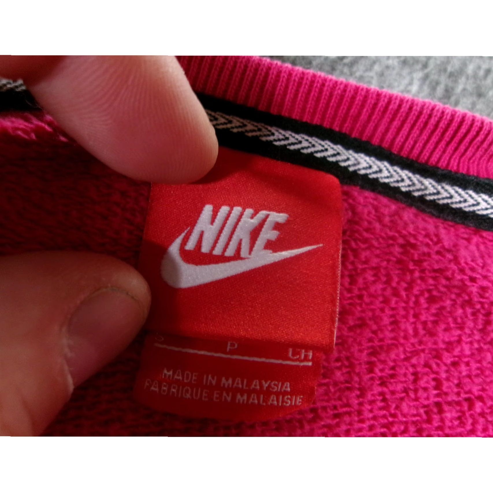 Nike Nike Sweatshirt Women Small Pink Crewneck Swoosh Logo Comfortable Relaxed Lounge Size S / US 4 / IT 40 - 6 Thumbnail
