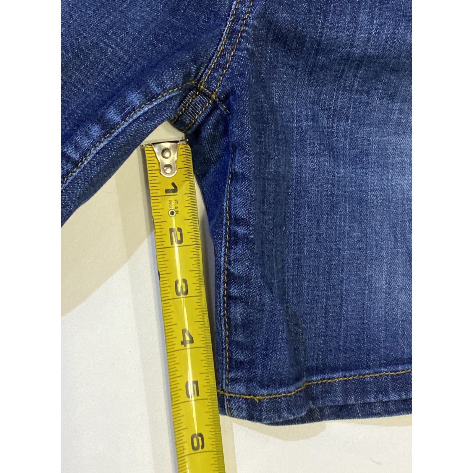 Vintage Womens Joe's Jeans Bermuda Shorts Blue Denim 27 Regular Denim Zip Button 5-Pocket Modern Casual Size 27" / US 4 / IT 40 - 3 Thumbnail