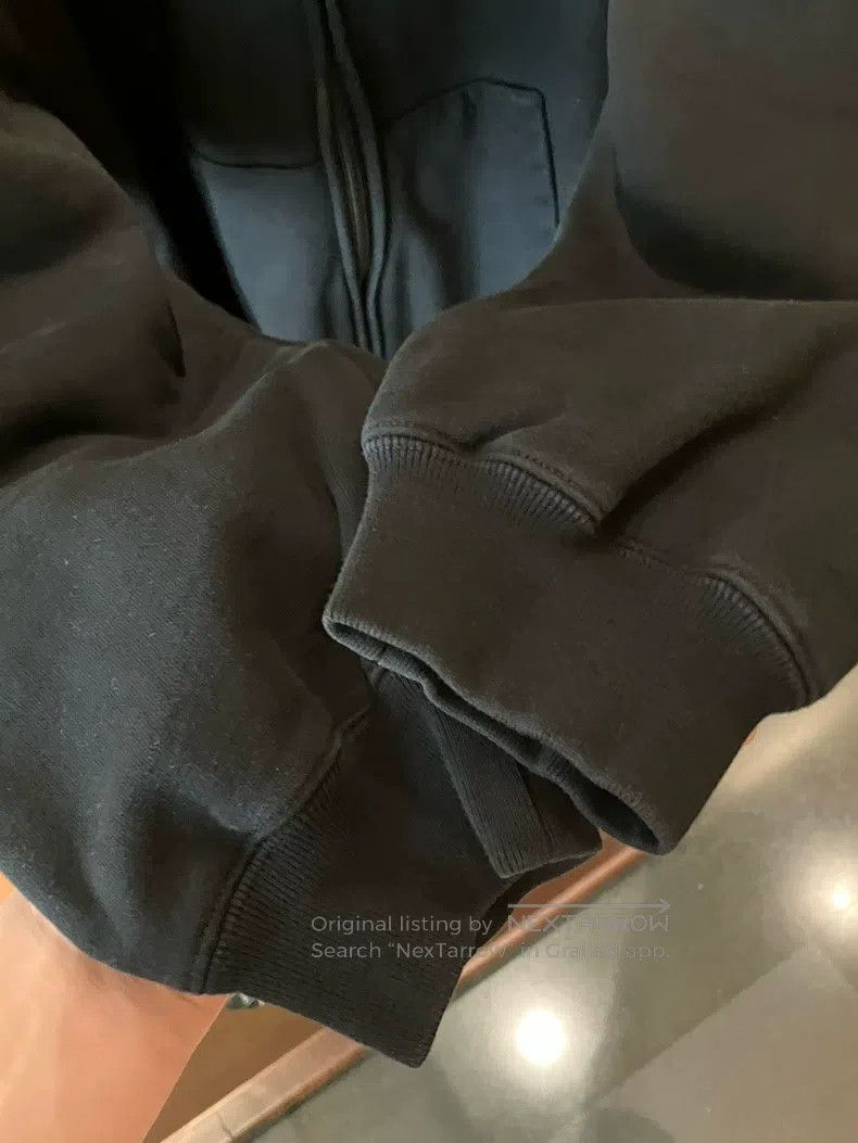 Balenciaga Balenciaga Letter Logo Printed Black Hooded Zip-up Sweatsh Size US S / EU 44-46 / 1 - 6 Thumbnail