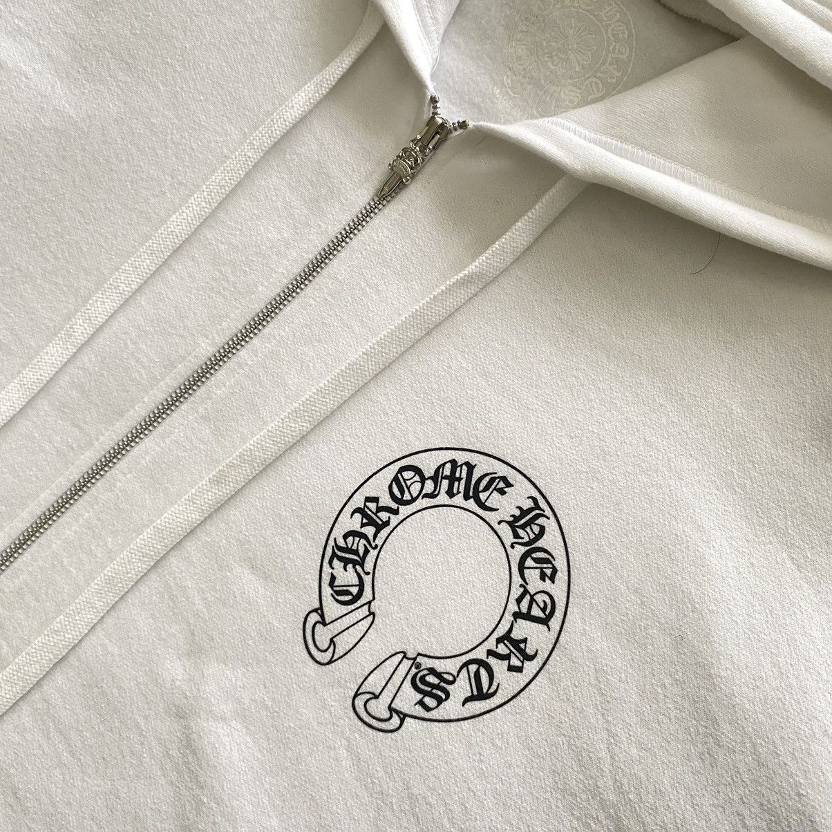 Chrome Hearts CHROME HEARTS Horseshoe Floral Cross Sleeve Zip Up Hoodie Size US XXL / EU 58 / 5 - 2 Thumbnail
