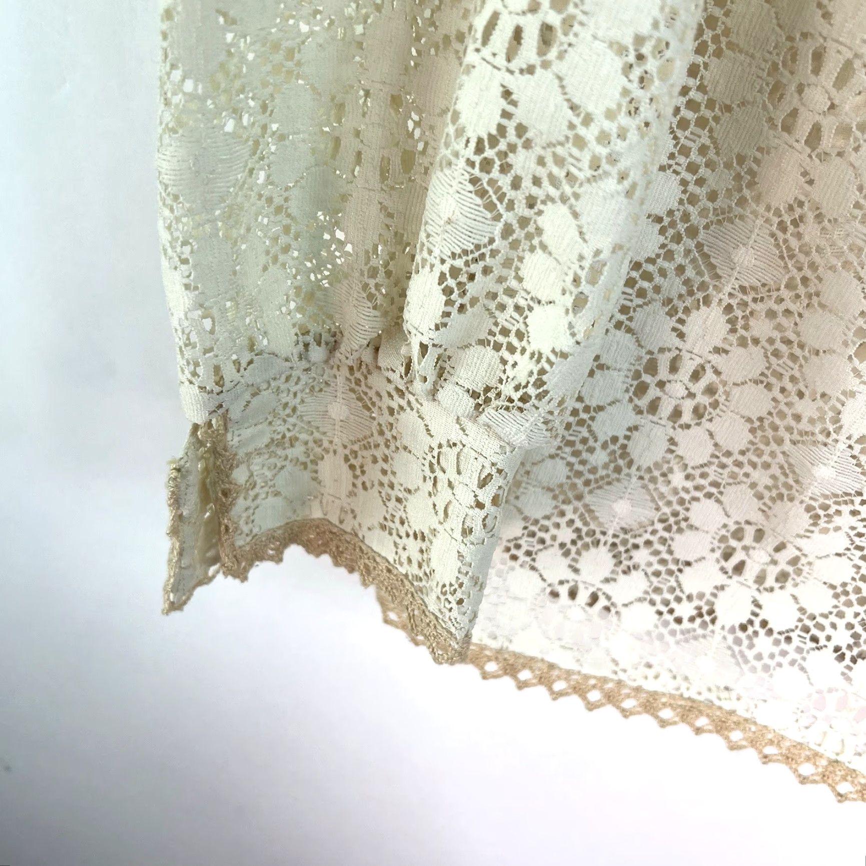 Vintage VTG 70's Mr Stan Lace Floral Button-Up Dagger Collar Shirt Womens SZ 13/14 Ivory Size XL / US 12-14 / IT 48-50 - 4 Thumbnail