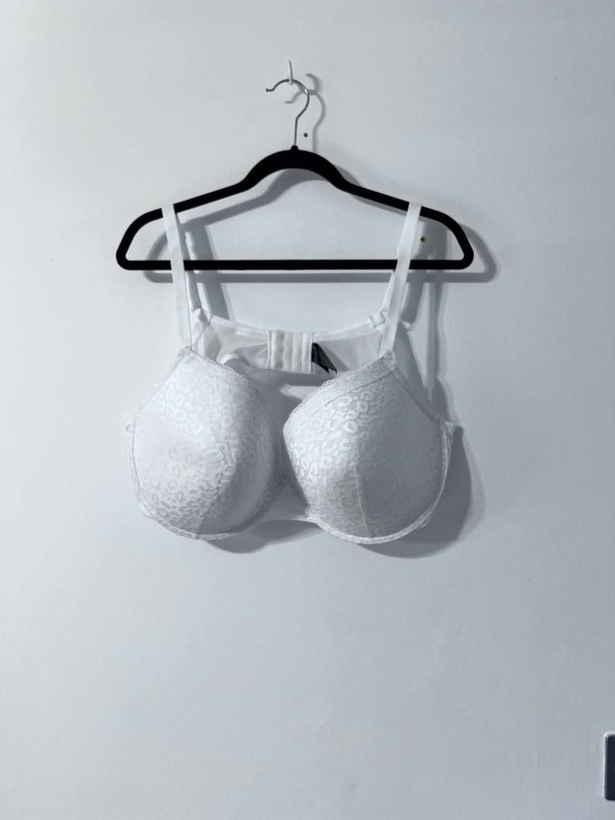 Other White Yours Lace Bra – Size 44E Size ONE SIZE - 2 Thumbnail