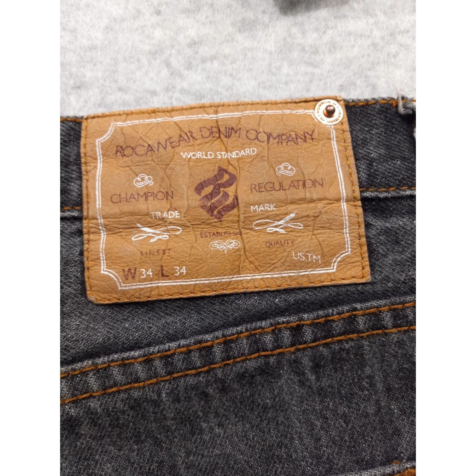 Rocawear Rockawear Relaxed Fit Men's Gray Jeans 34x34 Rockawear Classic Fit Denim 100% Cotton Straight Jeans RN#06830 Brand: Rockawear Size US 34 / EU 50 - 6 Thumbnail