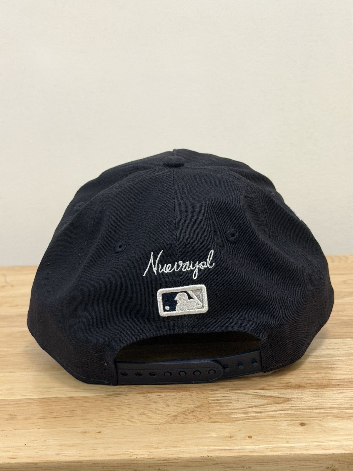 New York Yankees Bad Bunny x Frsh x Yankee New Era 1920 SnapBack Navy Size ONE SIZE - 3 Thumbnail