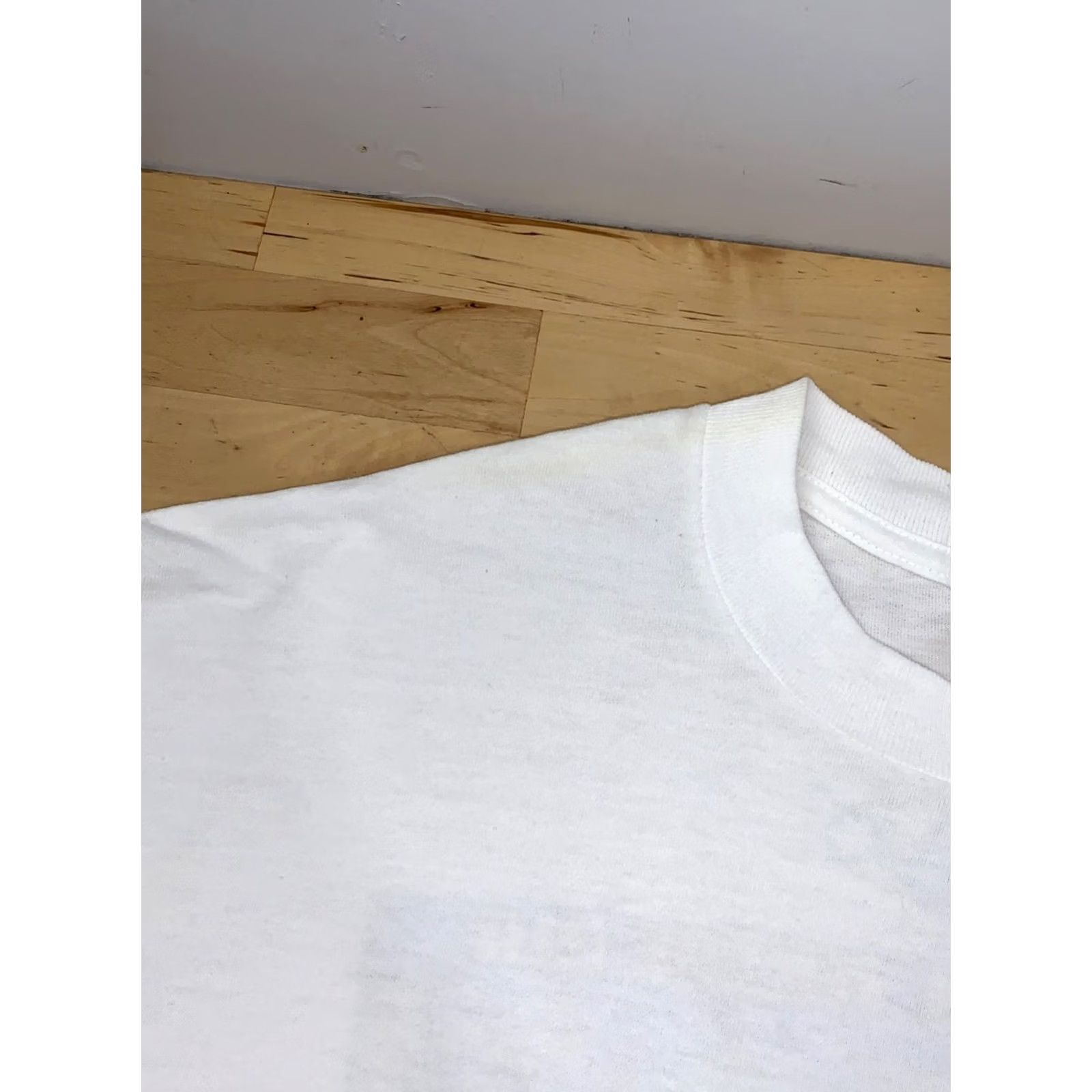 Jerzees VINTAGE I Survived the Diamond Head Club Shirt Men XL White 90s JERZEES T-Shirt Size US XL / EU 56 / 4 - 5 Thumbnail