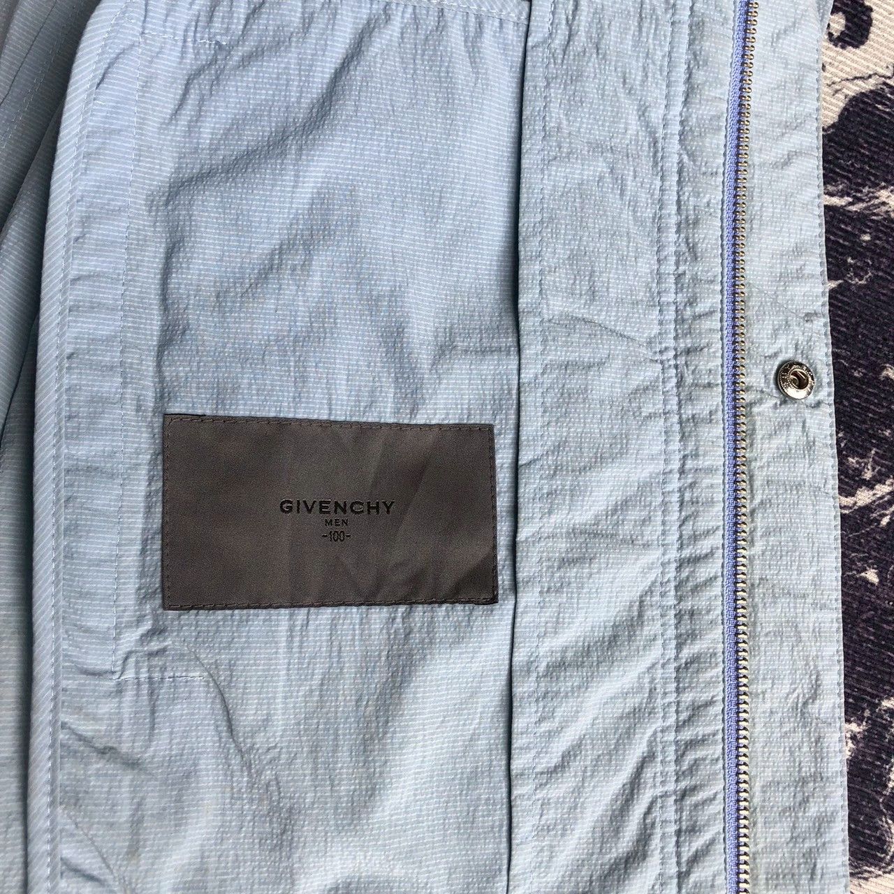 Givenchy Givenchy Light Blue Zip Jacket Archive Piece Size US L / EU 52-54 / 3 - 12 Thumbnail