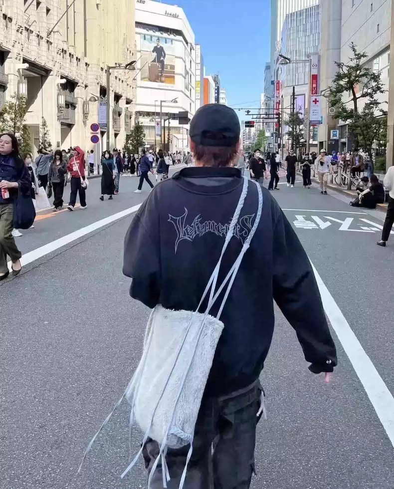 Kiko Kostadinov Kiko Kostandinov Isaac Cross Body Bag | Grailed