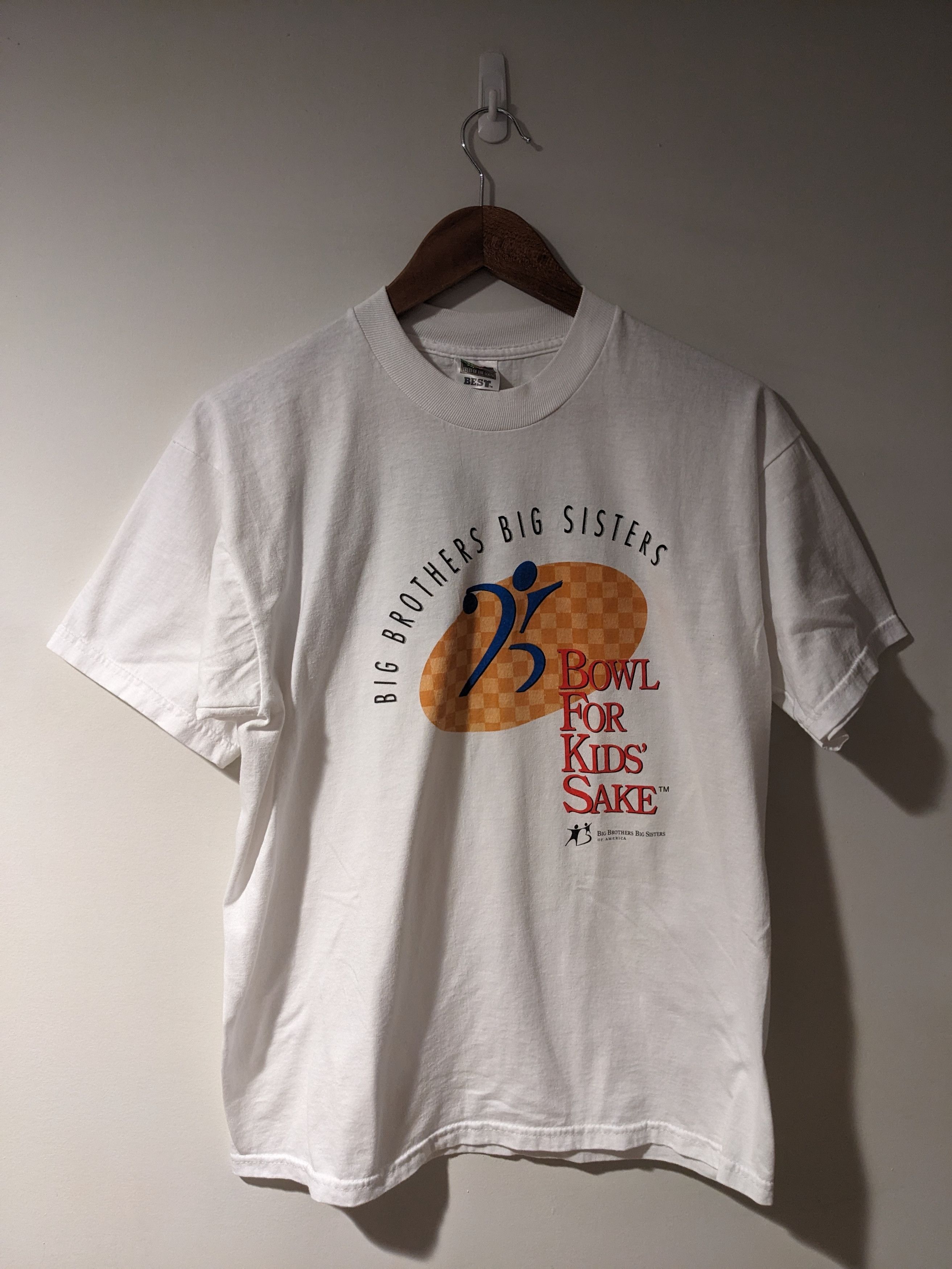 Vintage Vintage 90s Big Brothers Big Sisters Bowl Times T-Shirt Size US L / EU 52-54 / 3 - 1 Thumbnail