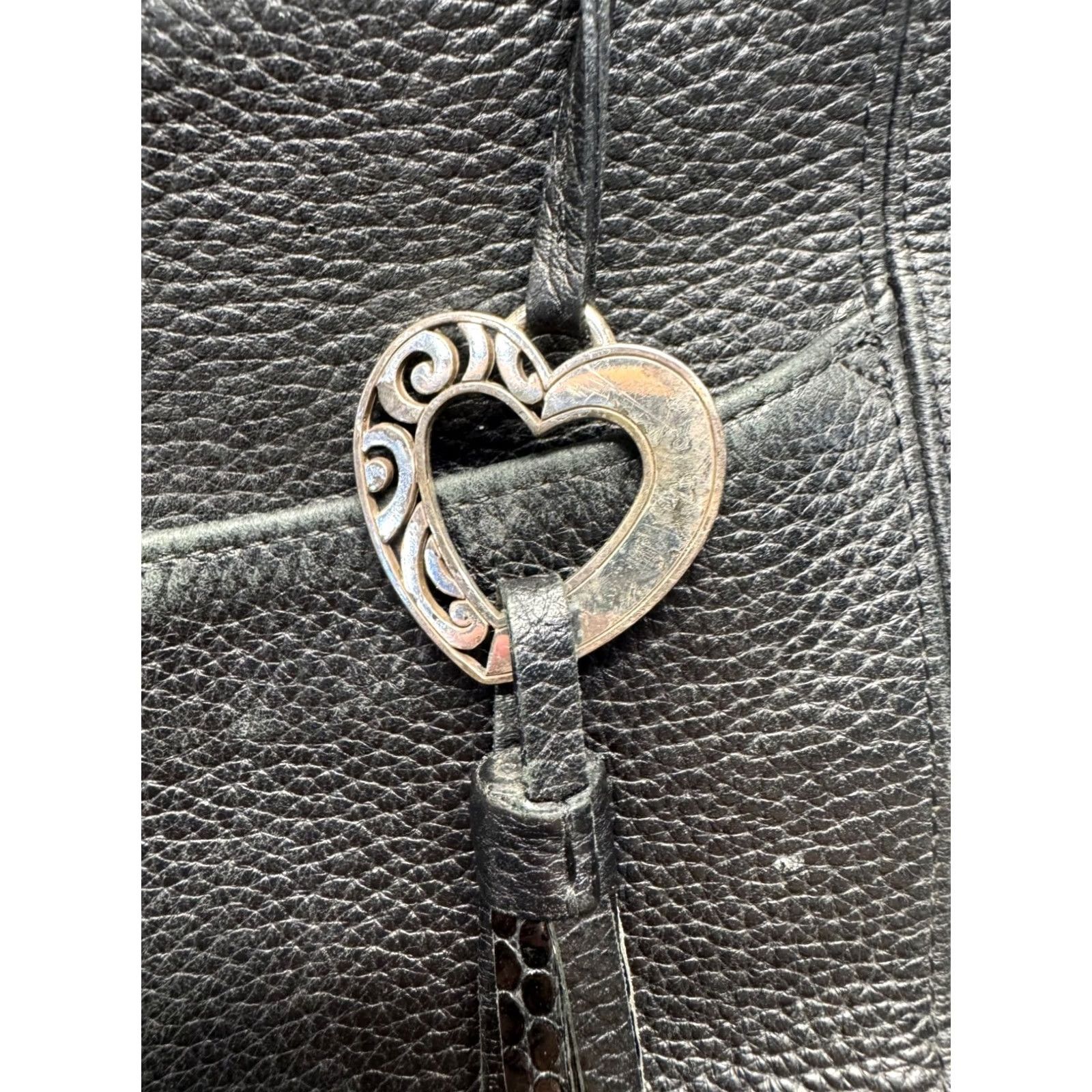 Brighton Tignanello Shoulder Bag Womens Leather Pebbled Braided Strap Heart Charm Black 12x14 Like New Size ONE SIZE - 5 Thumbnail
