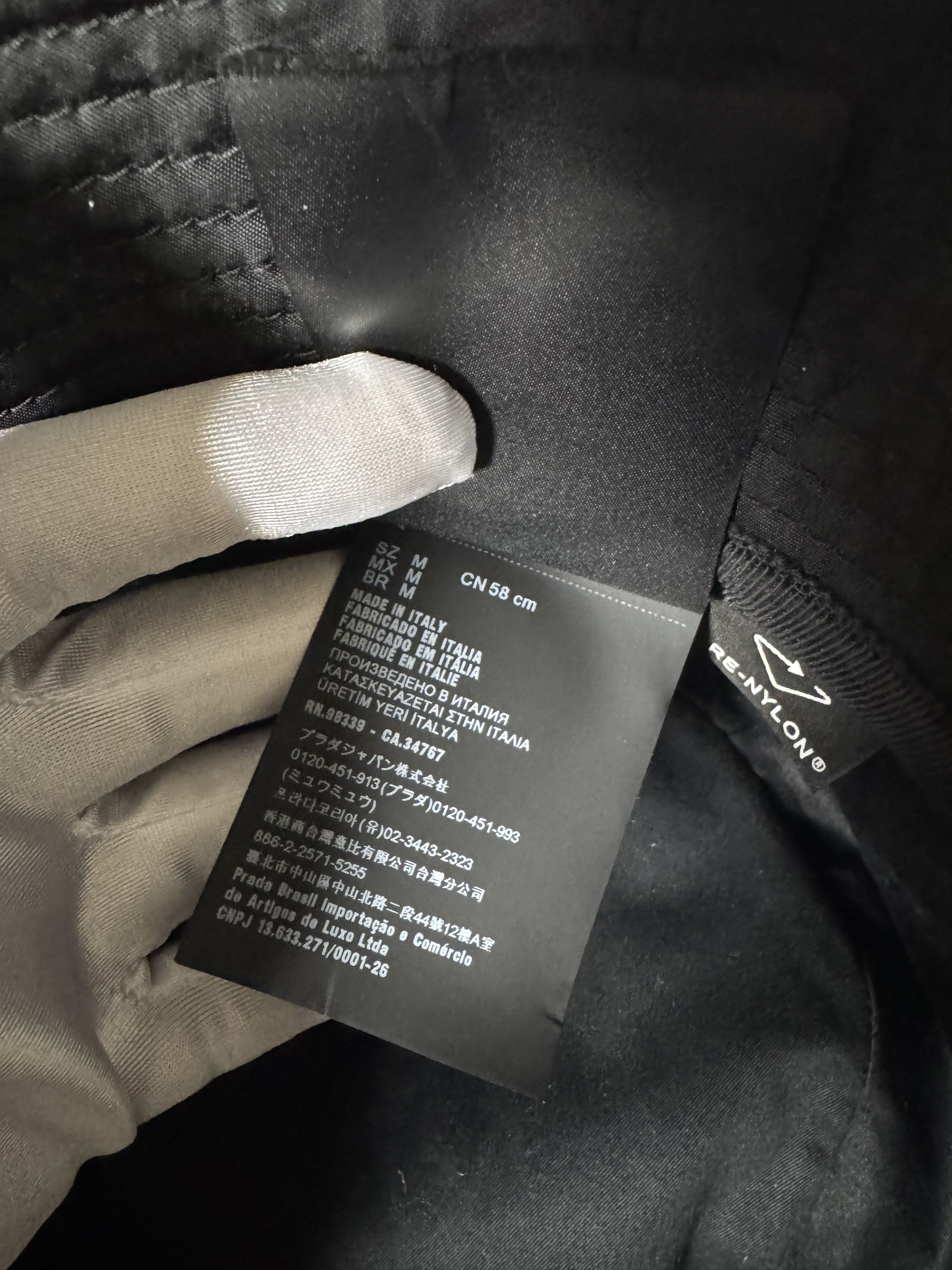 Prada Prada Black Re-Nylon Bucket Hat Size ONE SIZE - 6 Thumbnail