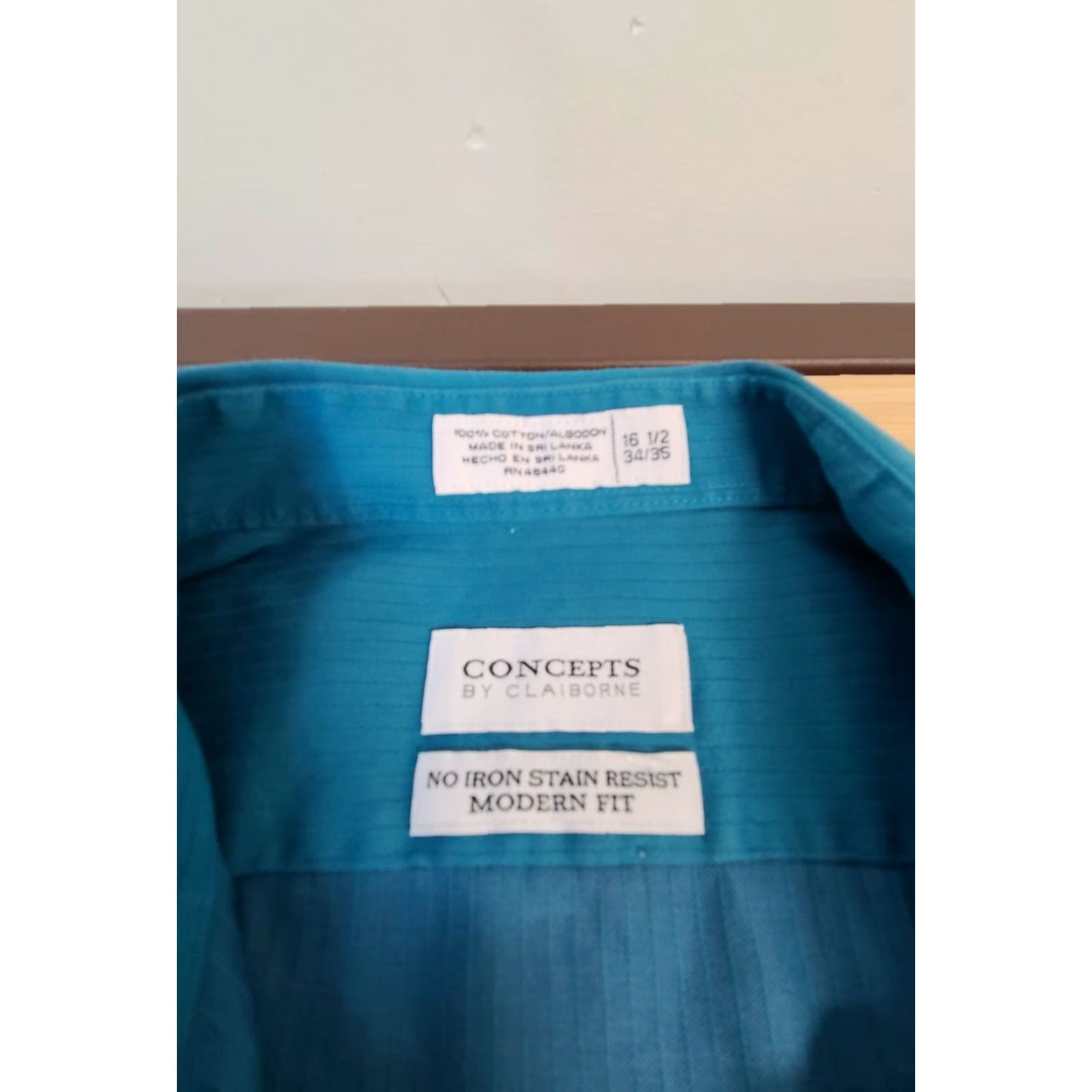 Vintage Concepts by Claiborne Button Up Shirt Men's 16.5 Long Sleeve Modern Fit Size US XL / EU 56 / 4 - 2 Thumbnail